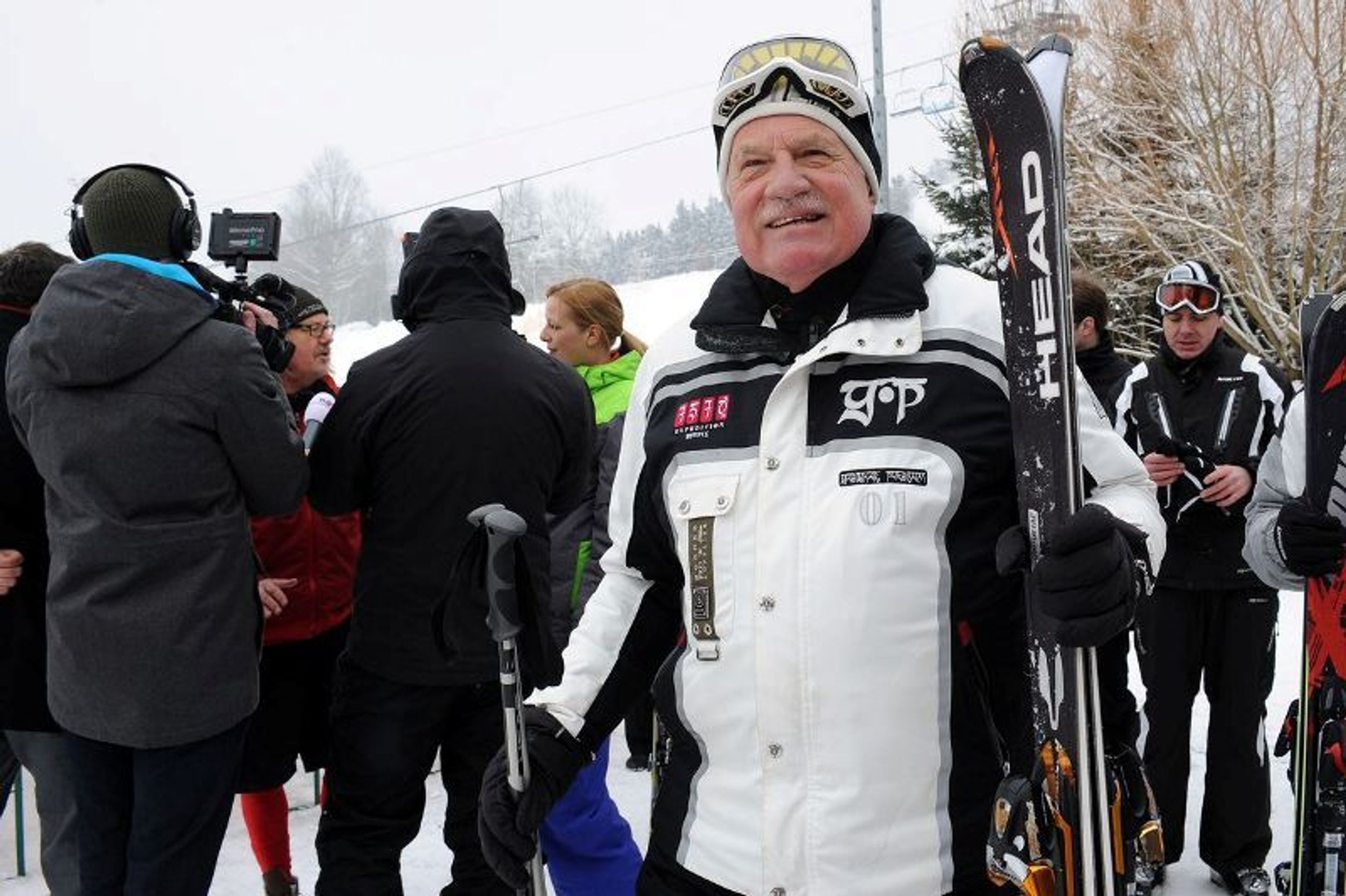 Exprezident Klaus lyžuje na Monínci - 25 - GALERIE: Klaus lyžuje na Monínci v roce 2014 (5/29)