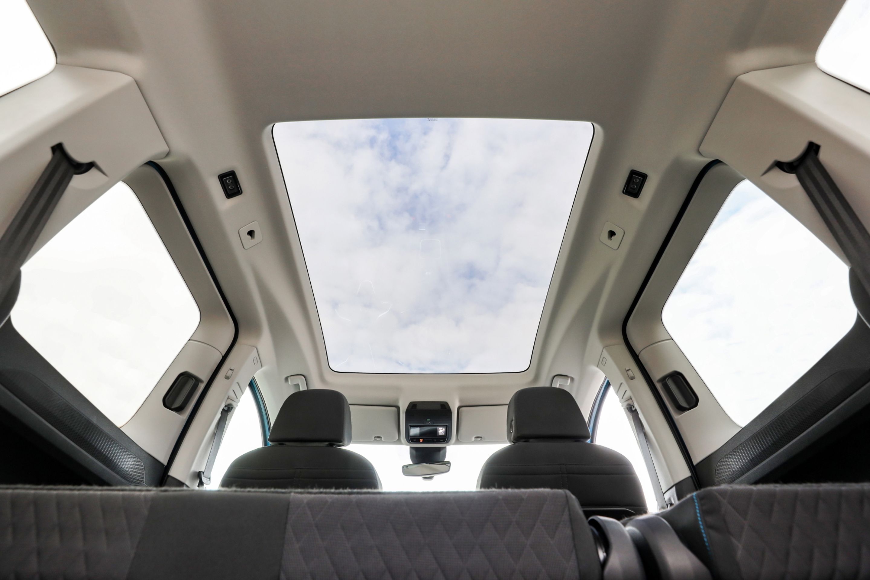Volkswagen Caddy 5. generace - 34 - Fotogalerie: Nový Caddy jako dříč, obytňák i auto pro rodinu (23/43)
