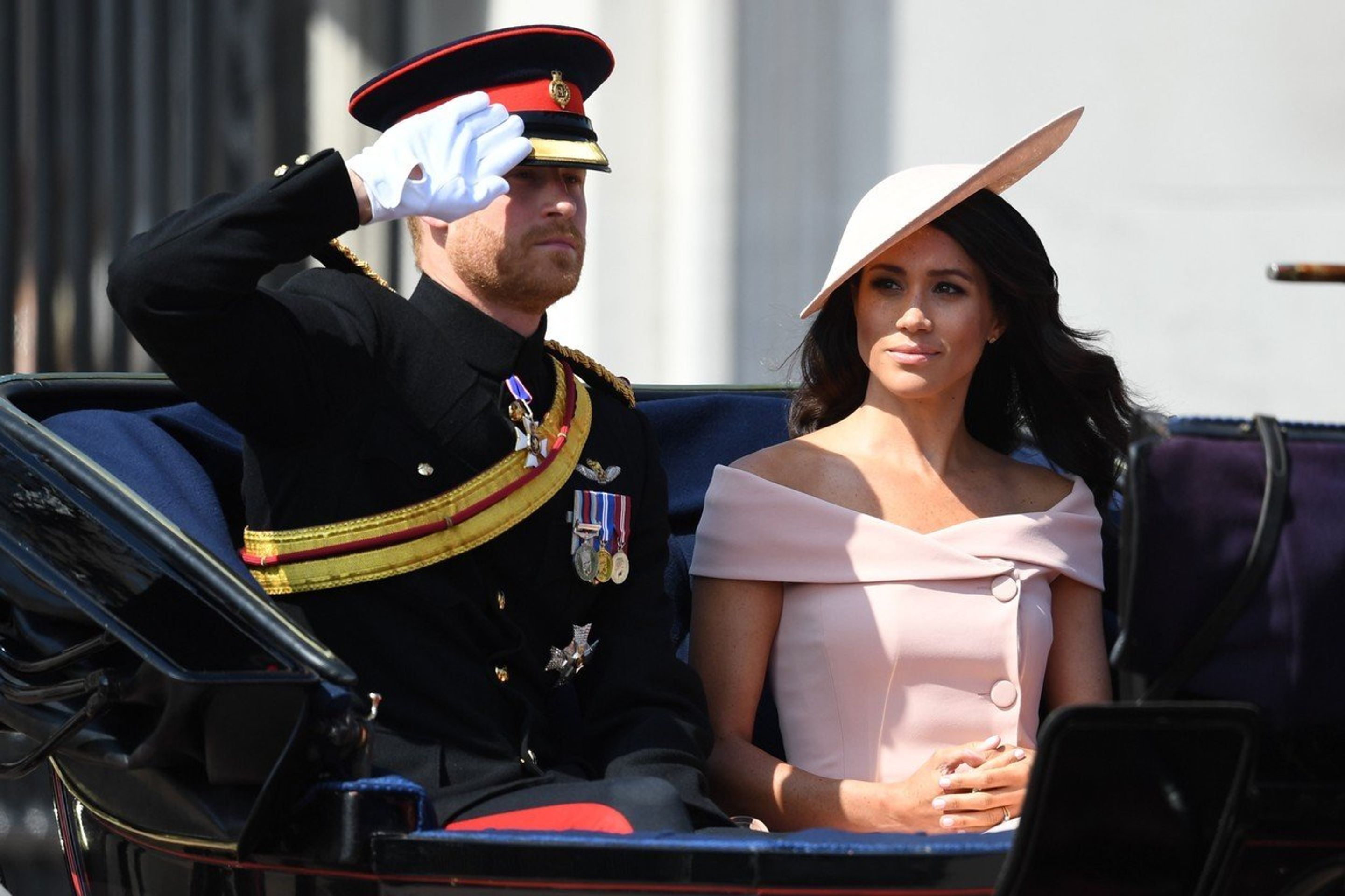 Oslava narozenin královny - Trooping the Colour - 3 - GALERIE: Oslava narozenin královny (7/7)