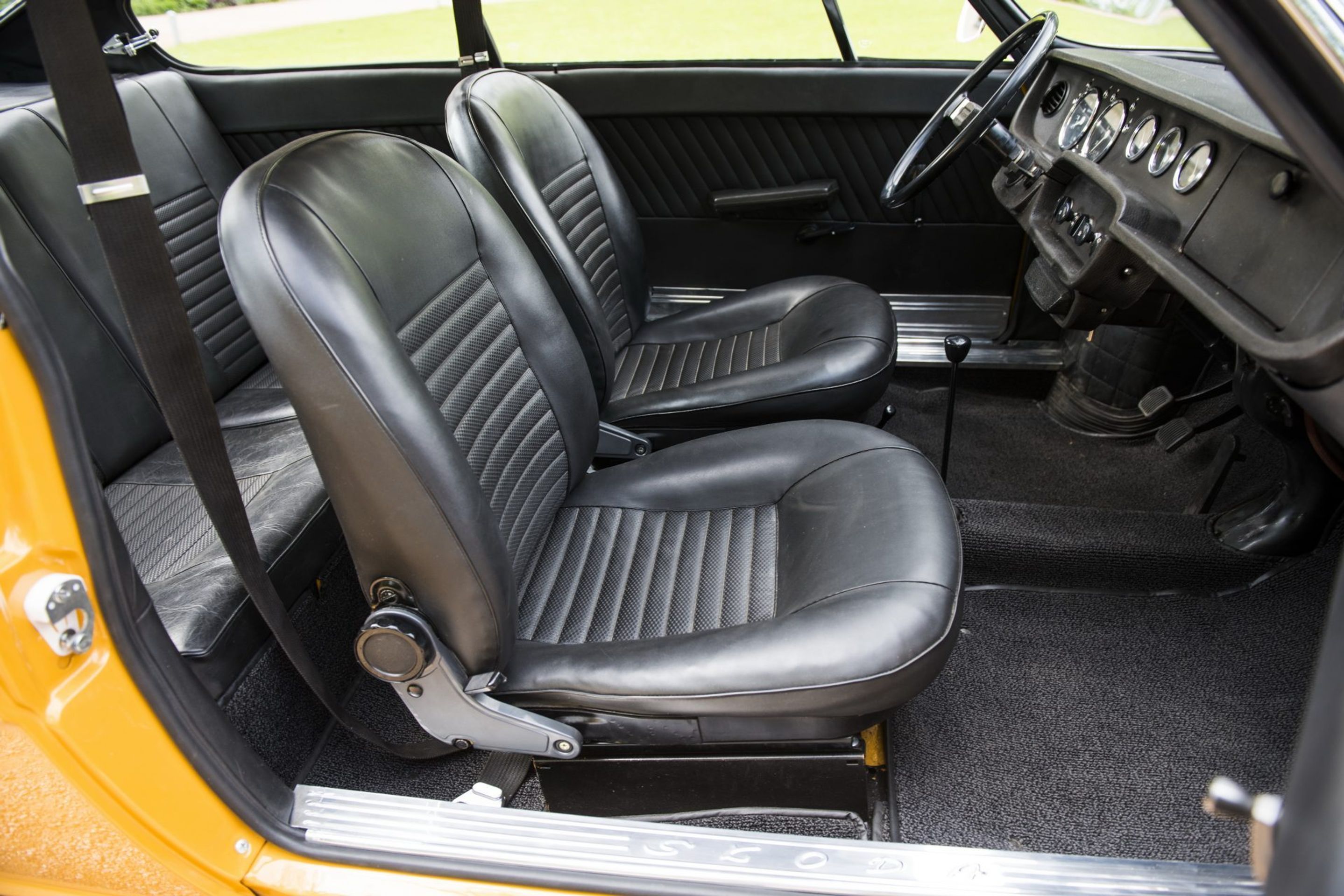 Kupé Škoda 110 R - 38 - Fotogalerie: Elegantní sportovní kupé Škoda 110 R (13/20)