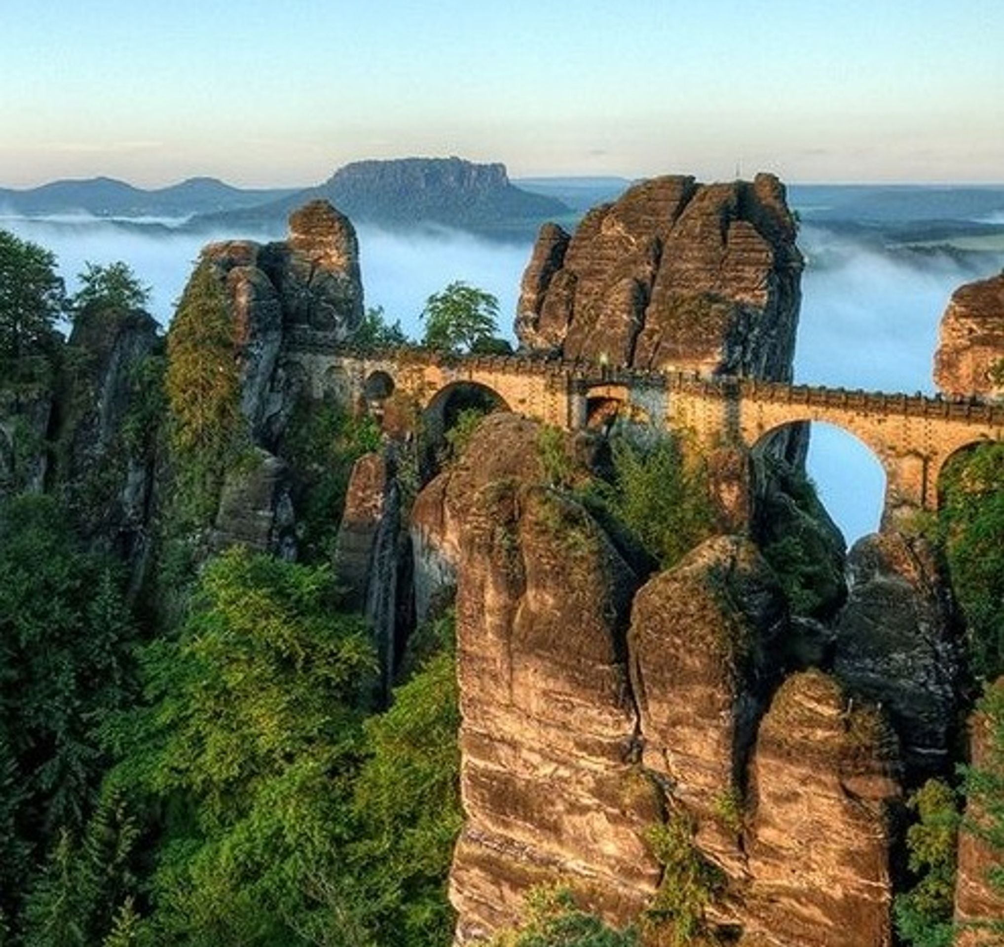 Bastei Bridge - GALERIE: Německo (1/15)