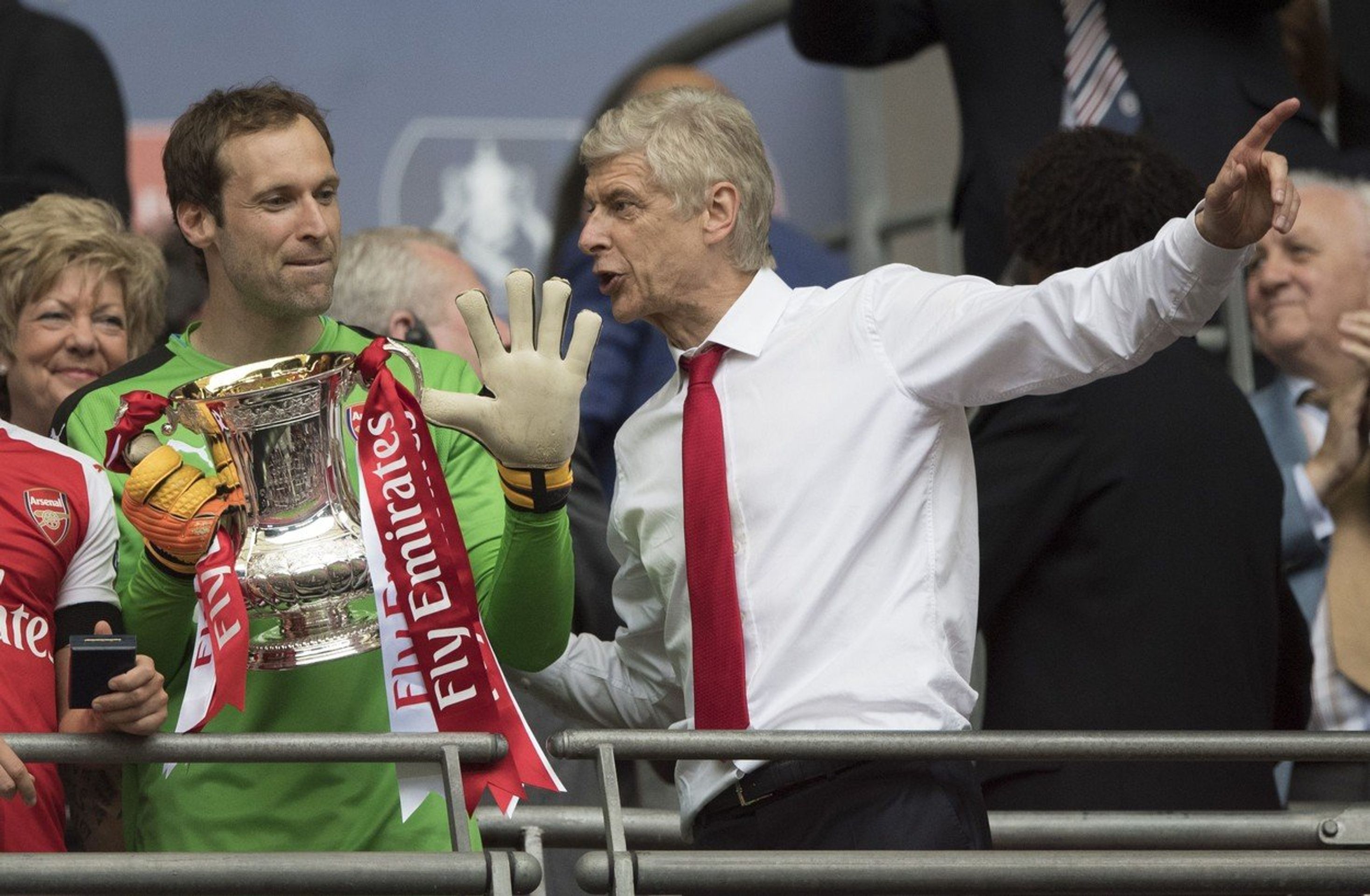 Petr Čech a Arsene Wenger - GALERIE: Petr Čech a bývalý trenér Arsenalu Arsene Wenger (1/5)