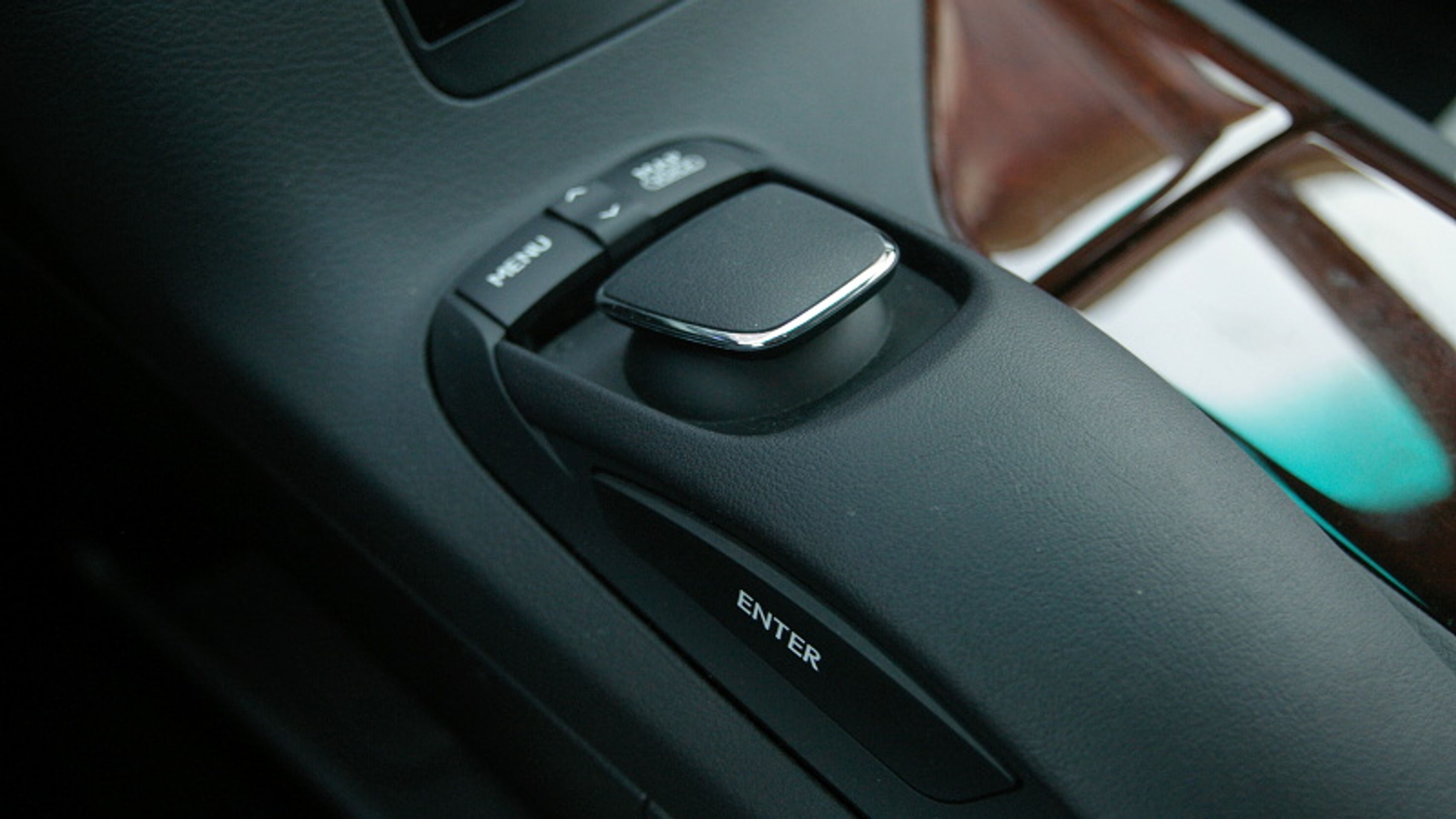 Lexus RX450h-5 - GALERIE Lexus RX450h (6/10)