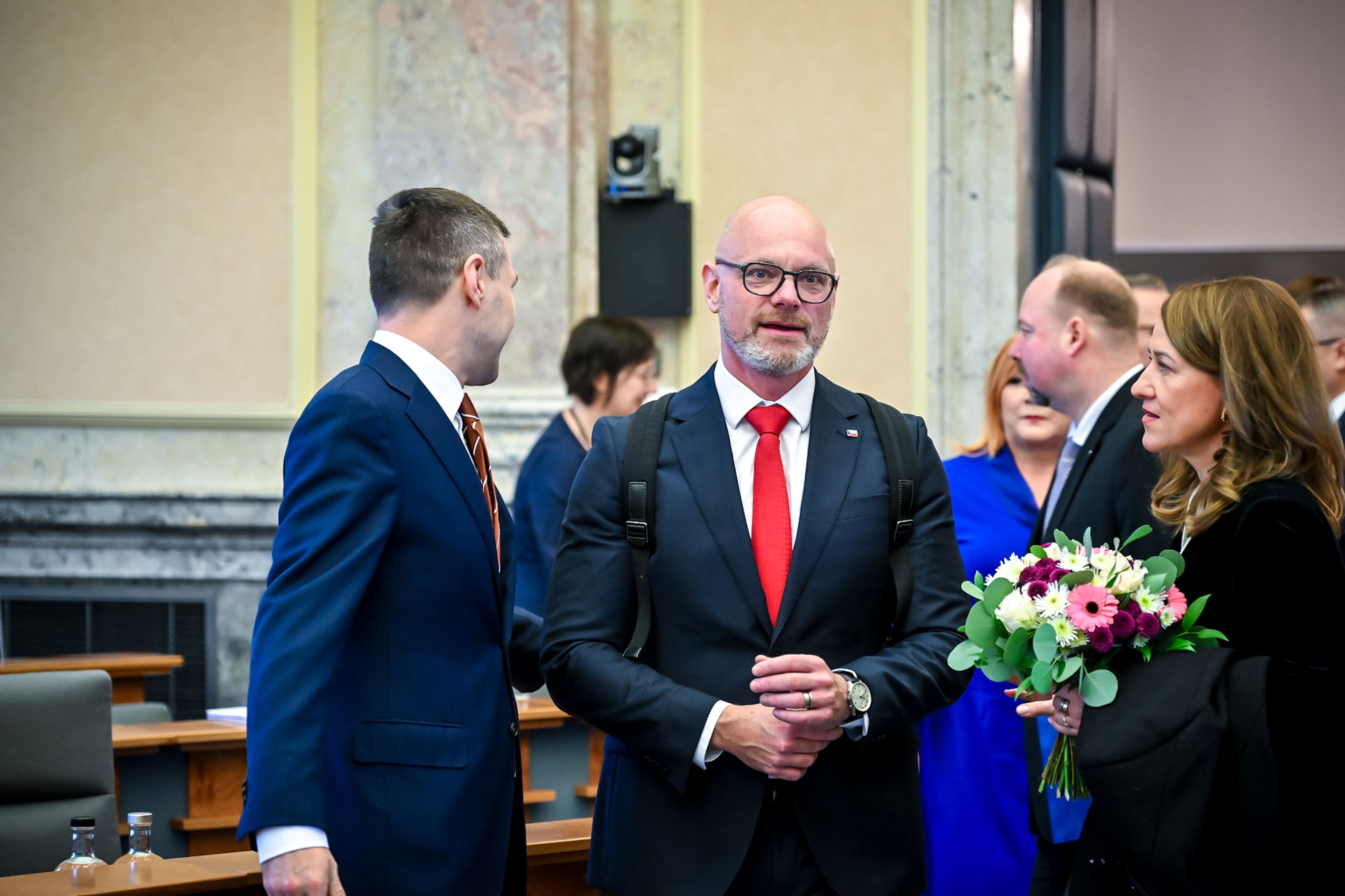 Nová vláda ČR - Jmenování nové vlády (3/32)