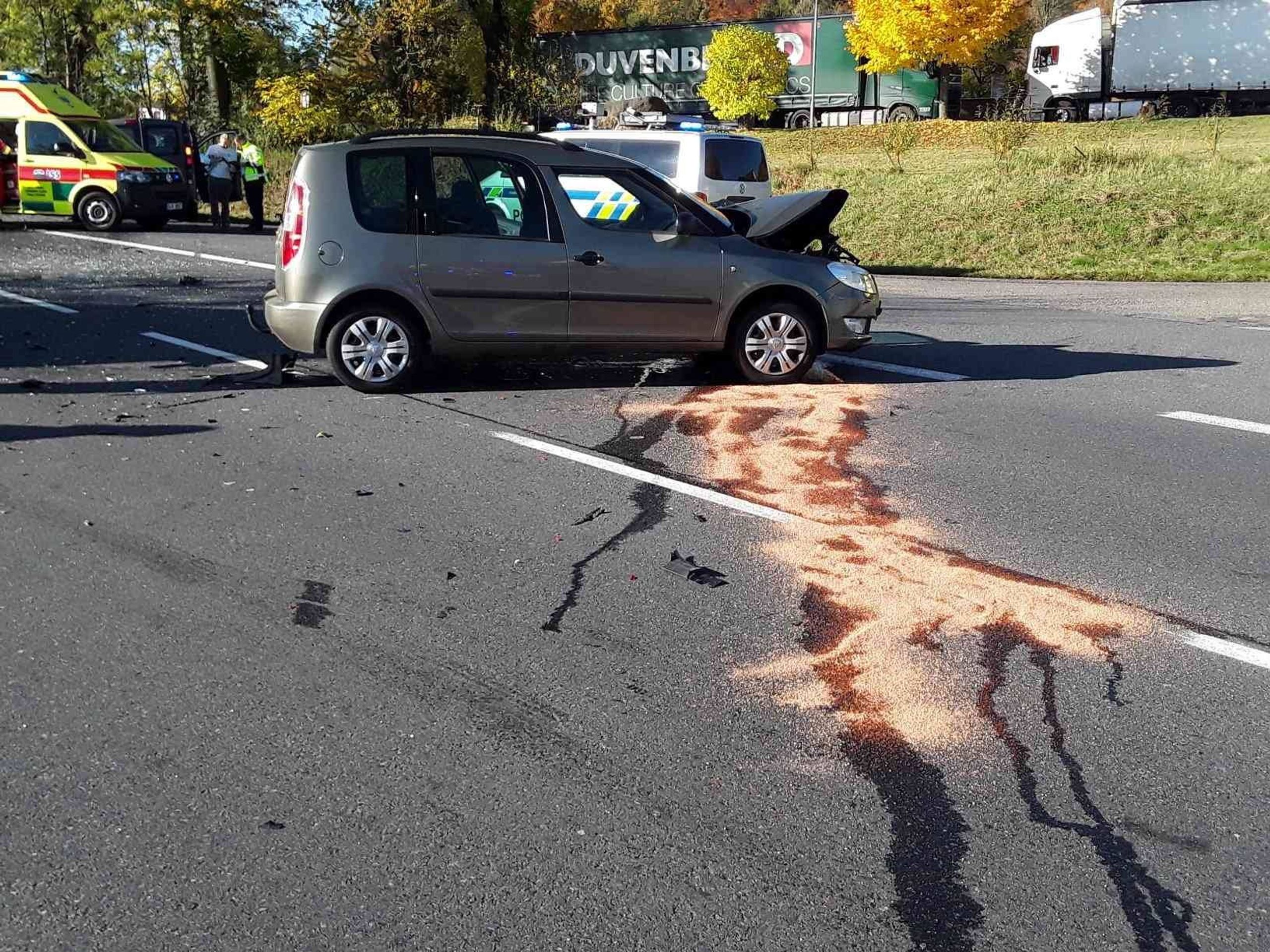 Hromadná nehoda u obce Štoky - GALERIE: Hromadná nehoda u obce Štoky (2/3)
