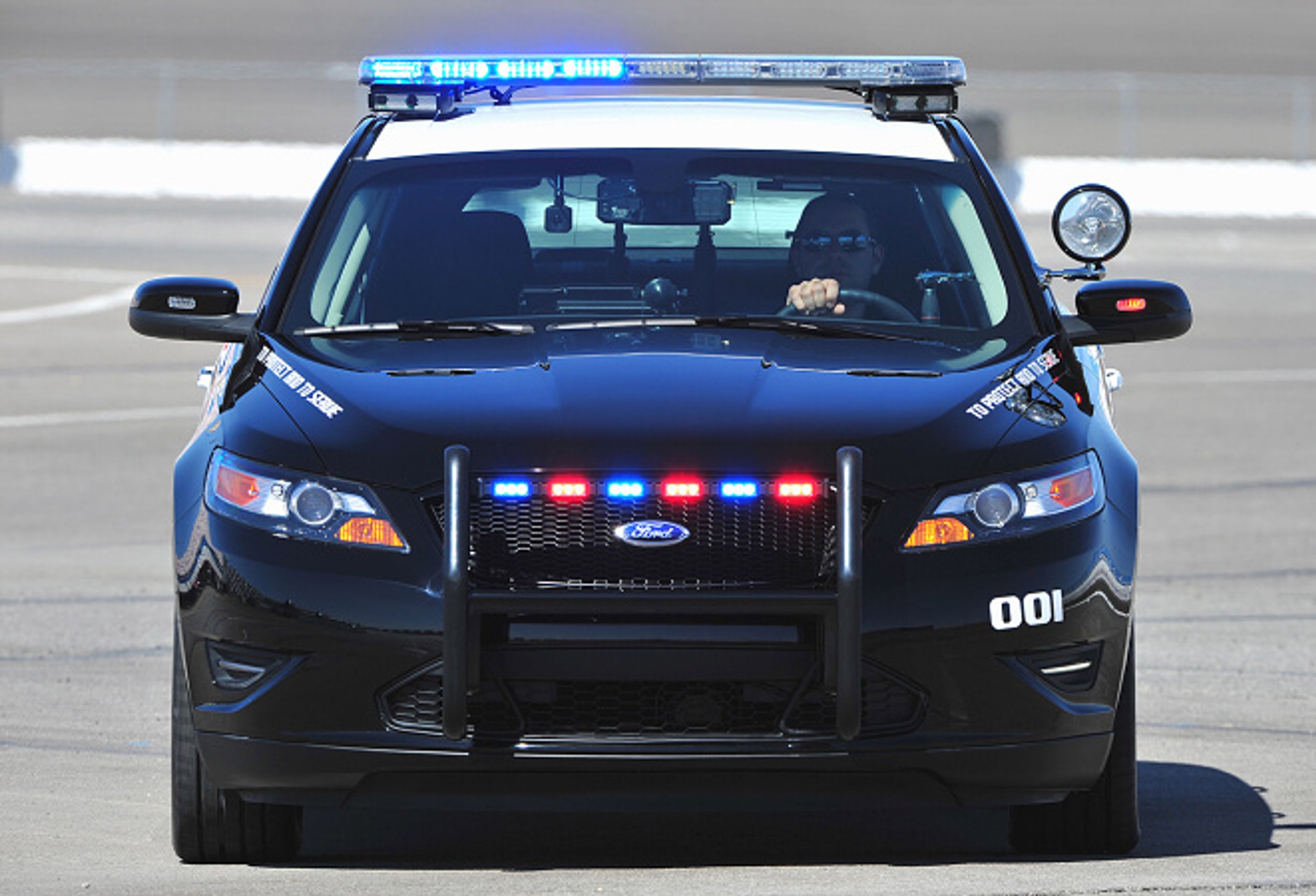 Ford Interceptor - GALERIE USA policejní auto (7/8)