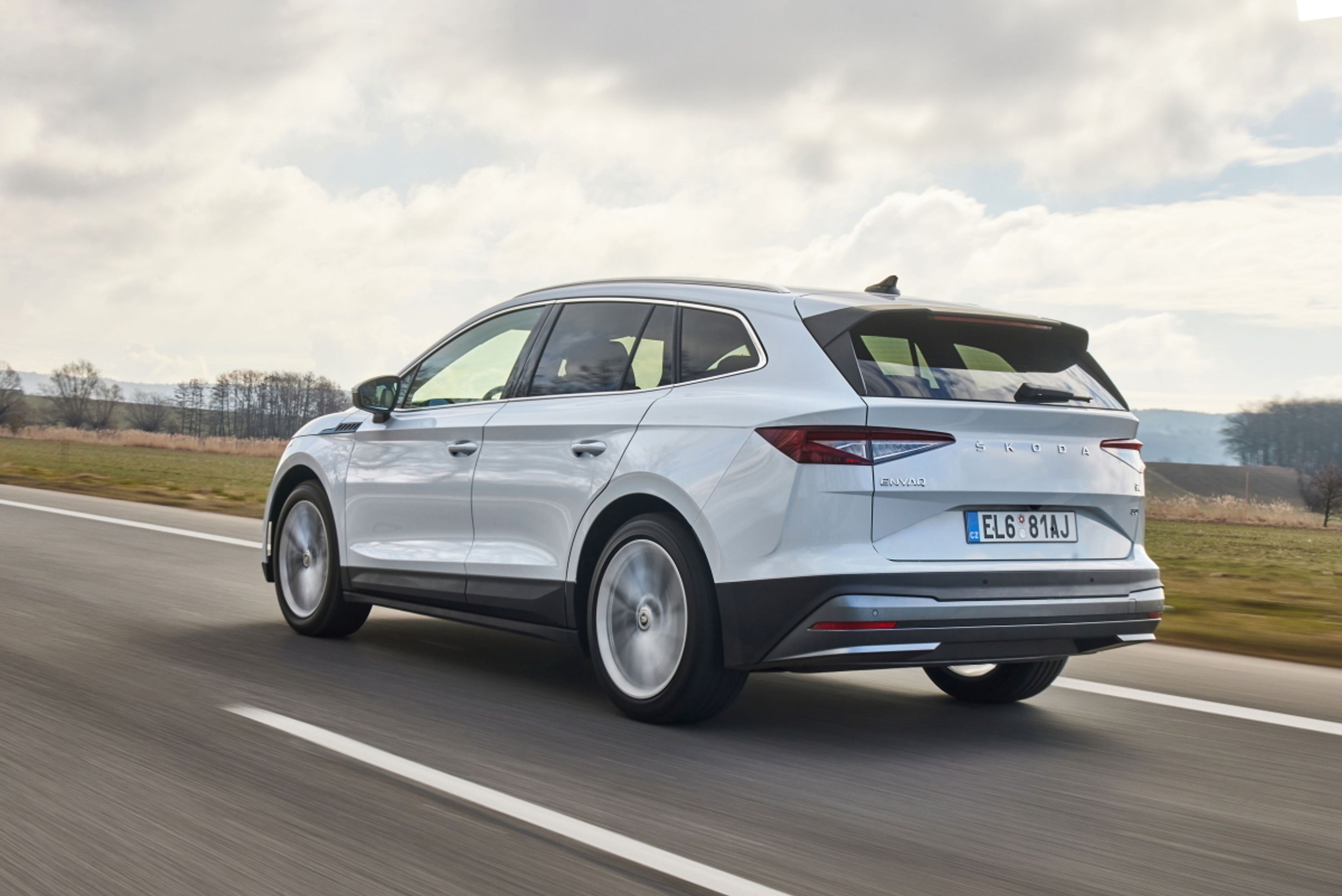 Škoda Enyaq iV - 11 - Fotogalerie: Enyaq - vrchol toho, co kdy Škodovka vyrobila (13/22)
