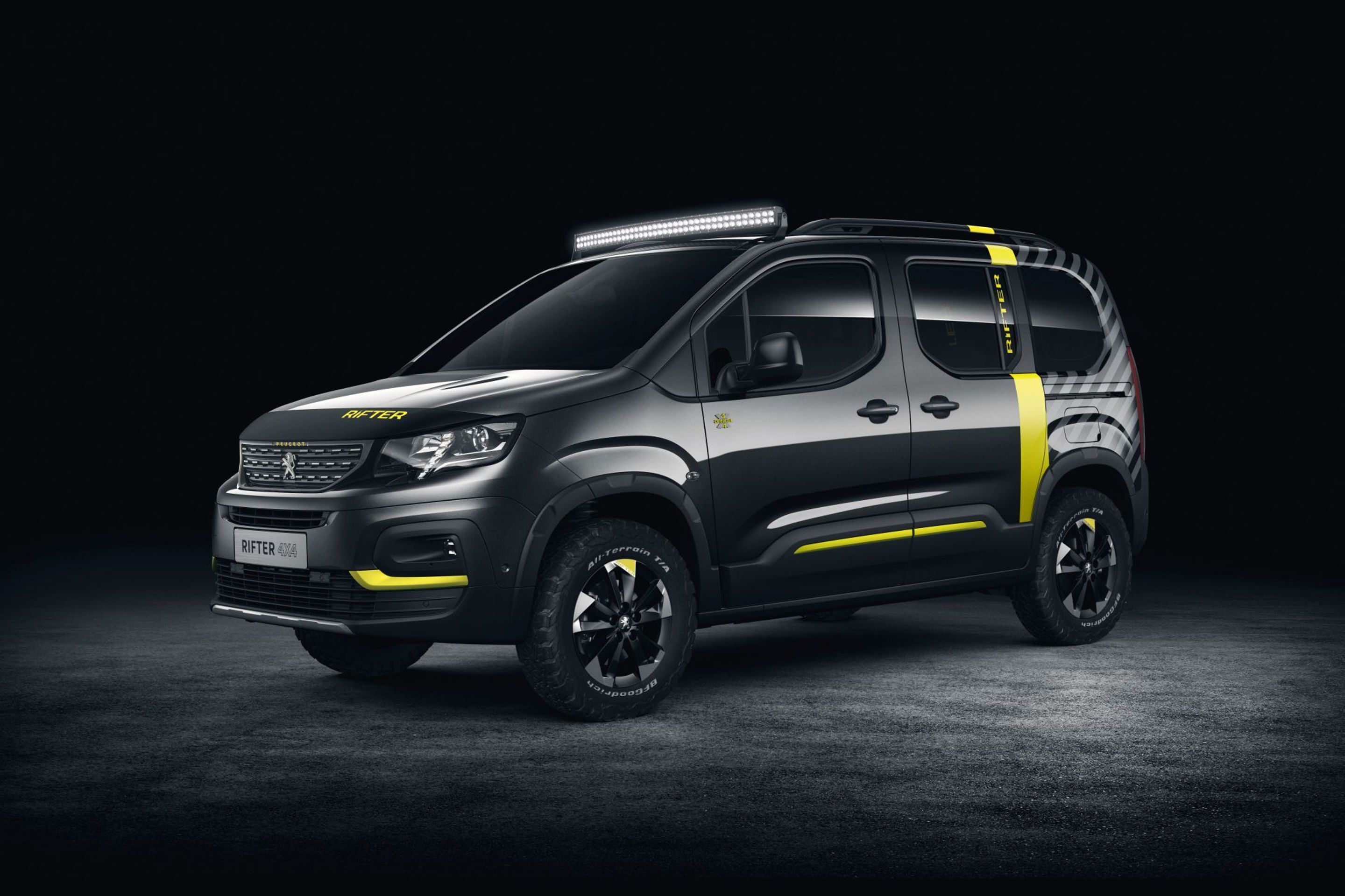 Nový Peugeot Rifter - 19 - Fotogalerie: Nový Peugeot Rifter (10/13)