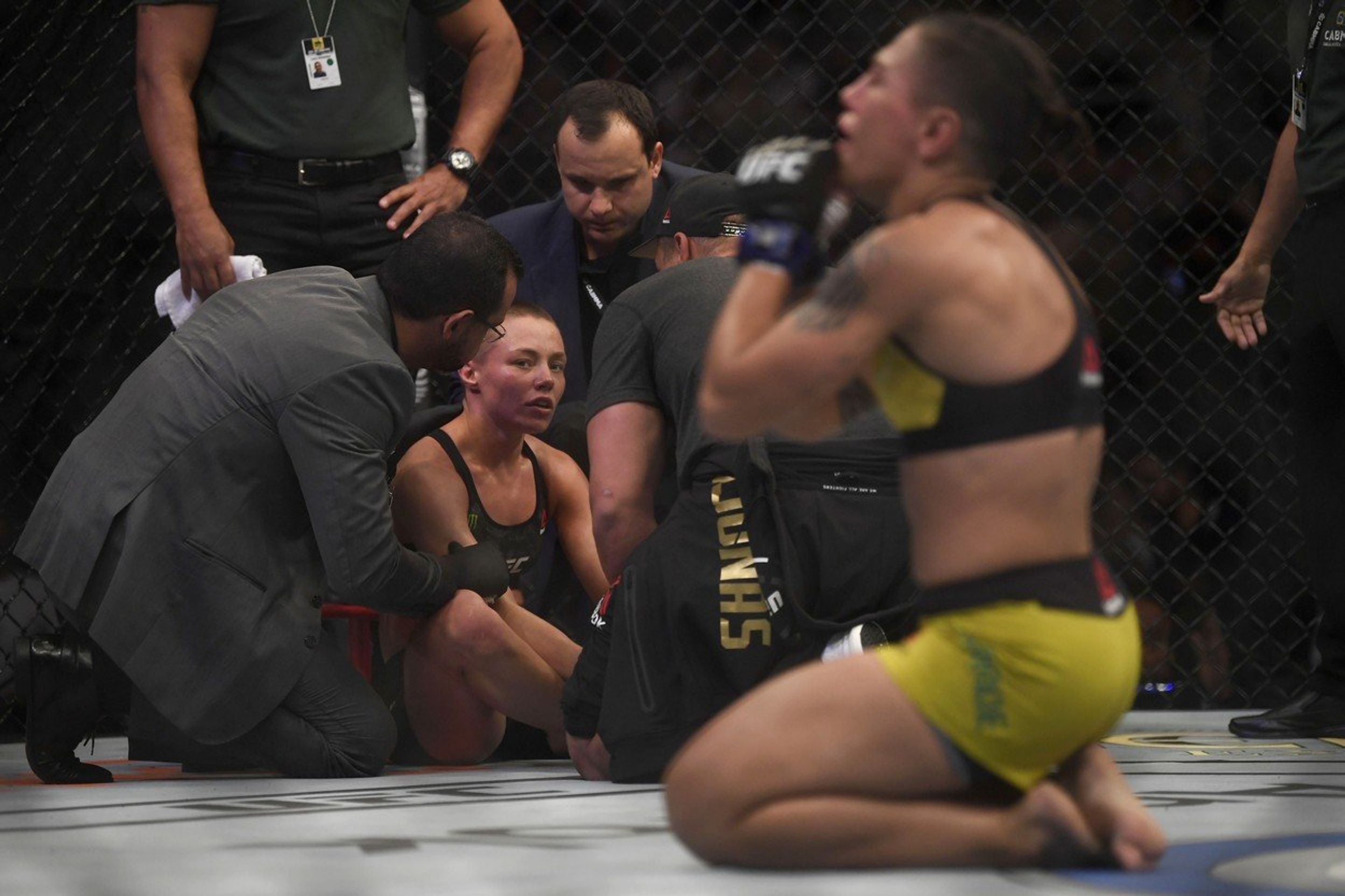 Jessica Andrade - GALERIE: Jessica Andrade a Rose Namajunas (4/4)
