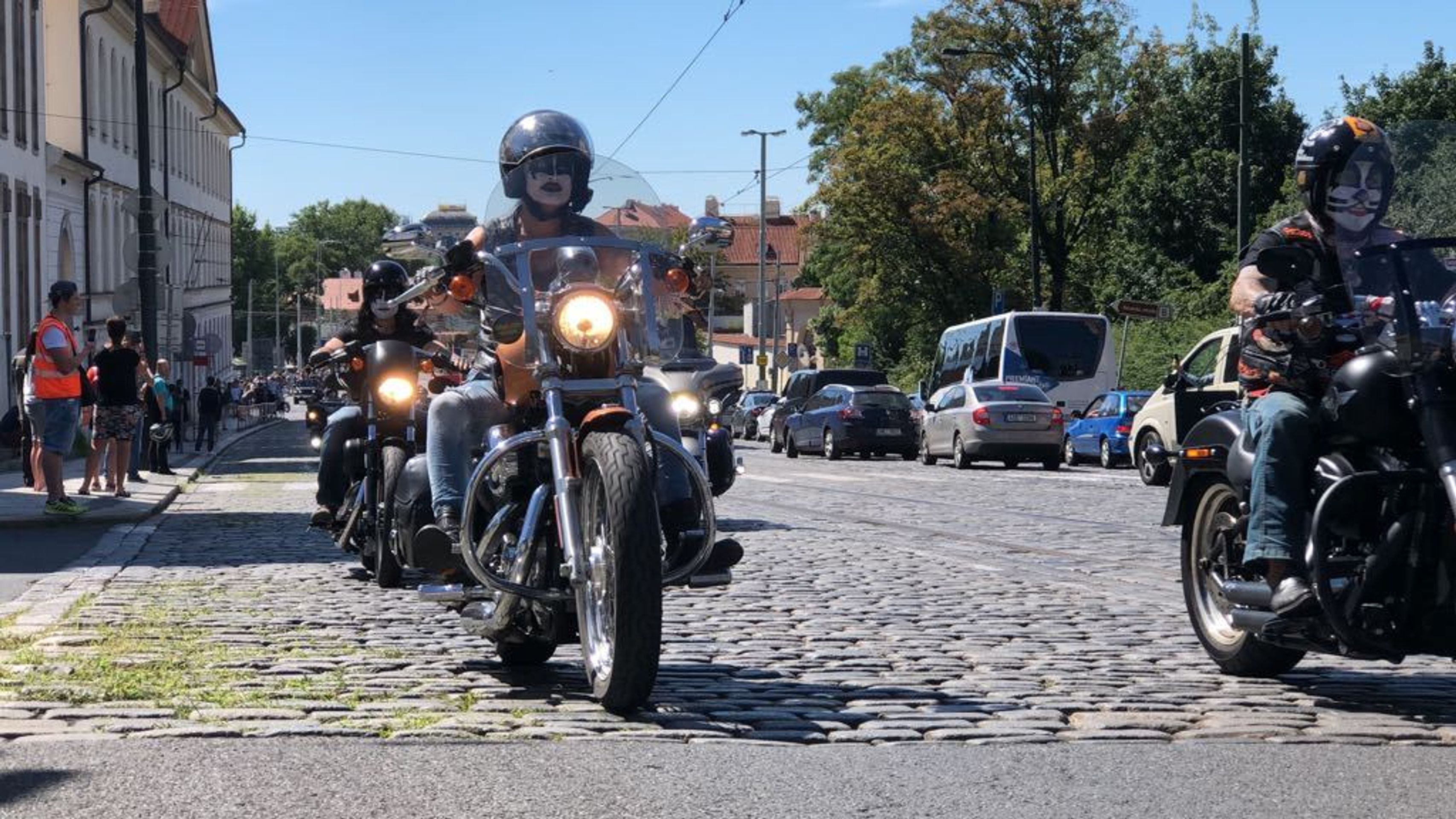 Spanilá jízda Harley Davidson v Praze 2018 - 5 - GALERIE: Spanilá jízda Harley Davidson 2018 v Praze (5/9)