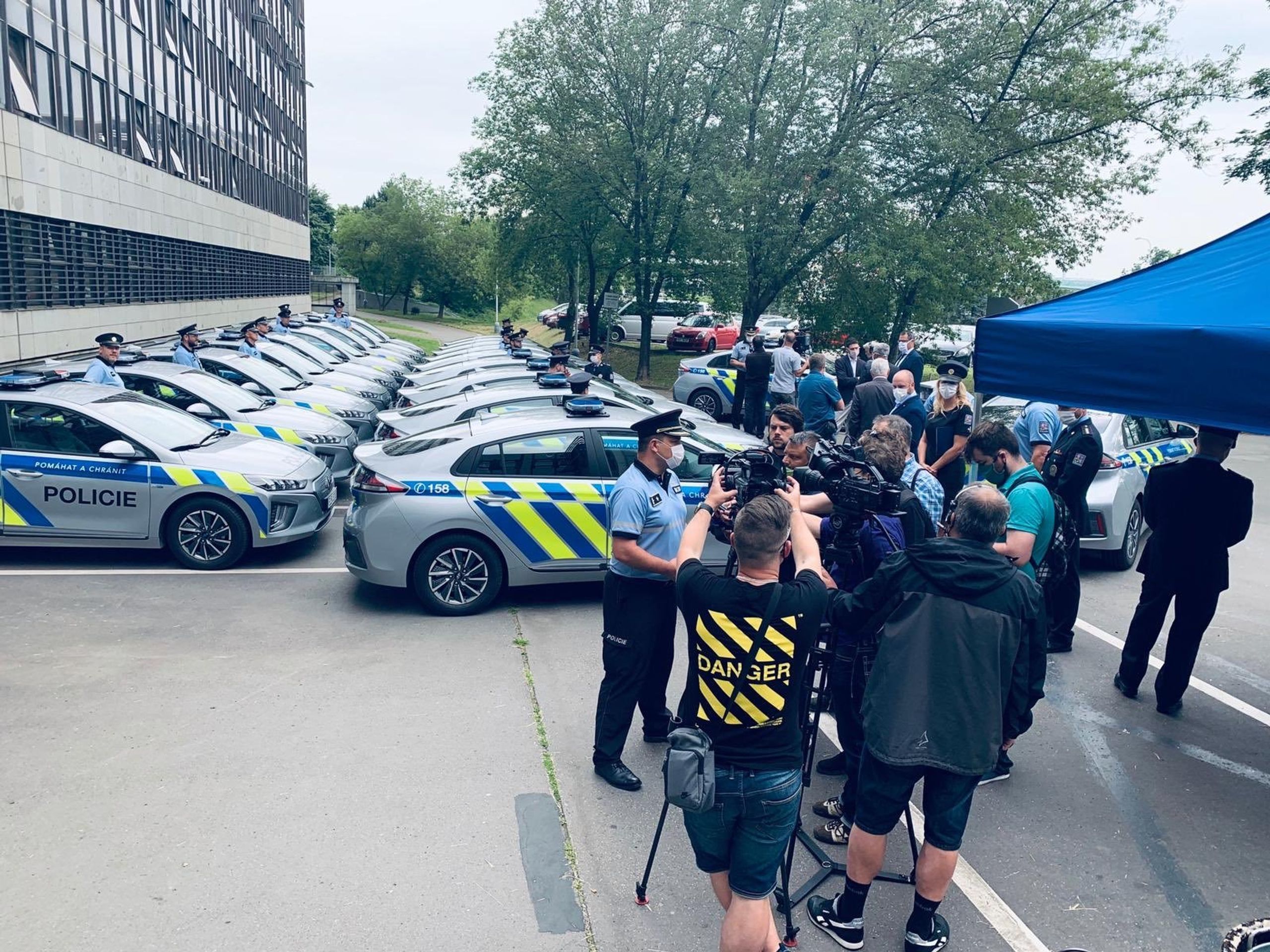 Policejní Hyundai Ioniq - 2 - GALERIE: Policie převzala dvacet elektromobilů (3/4)