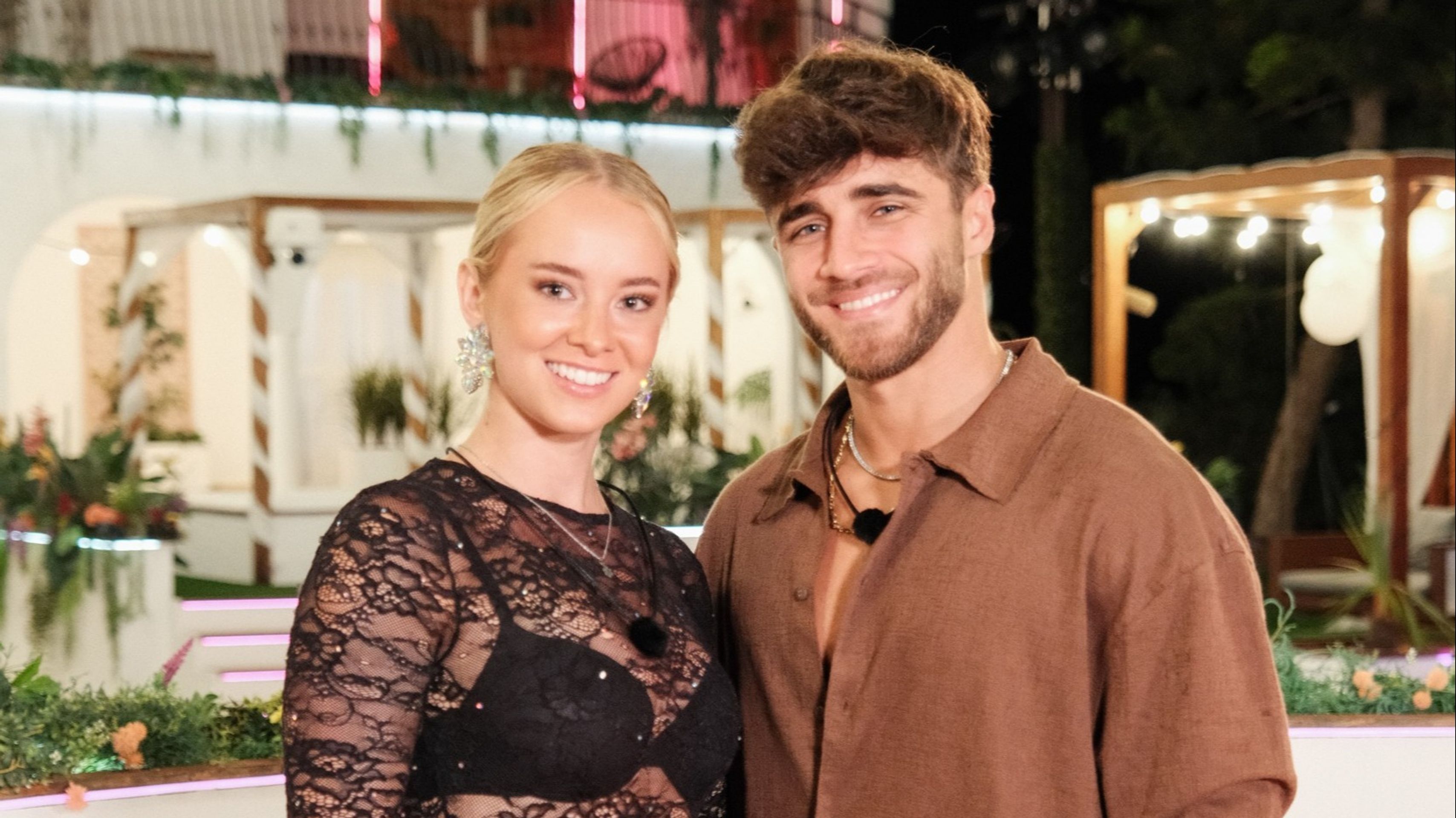Love Island - Lu a Adriana - Adriana a Lu (18/21)