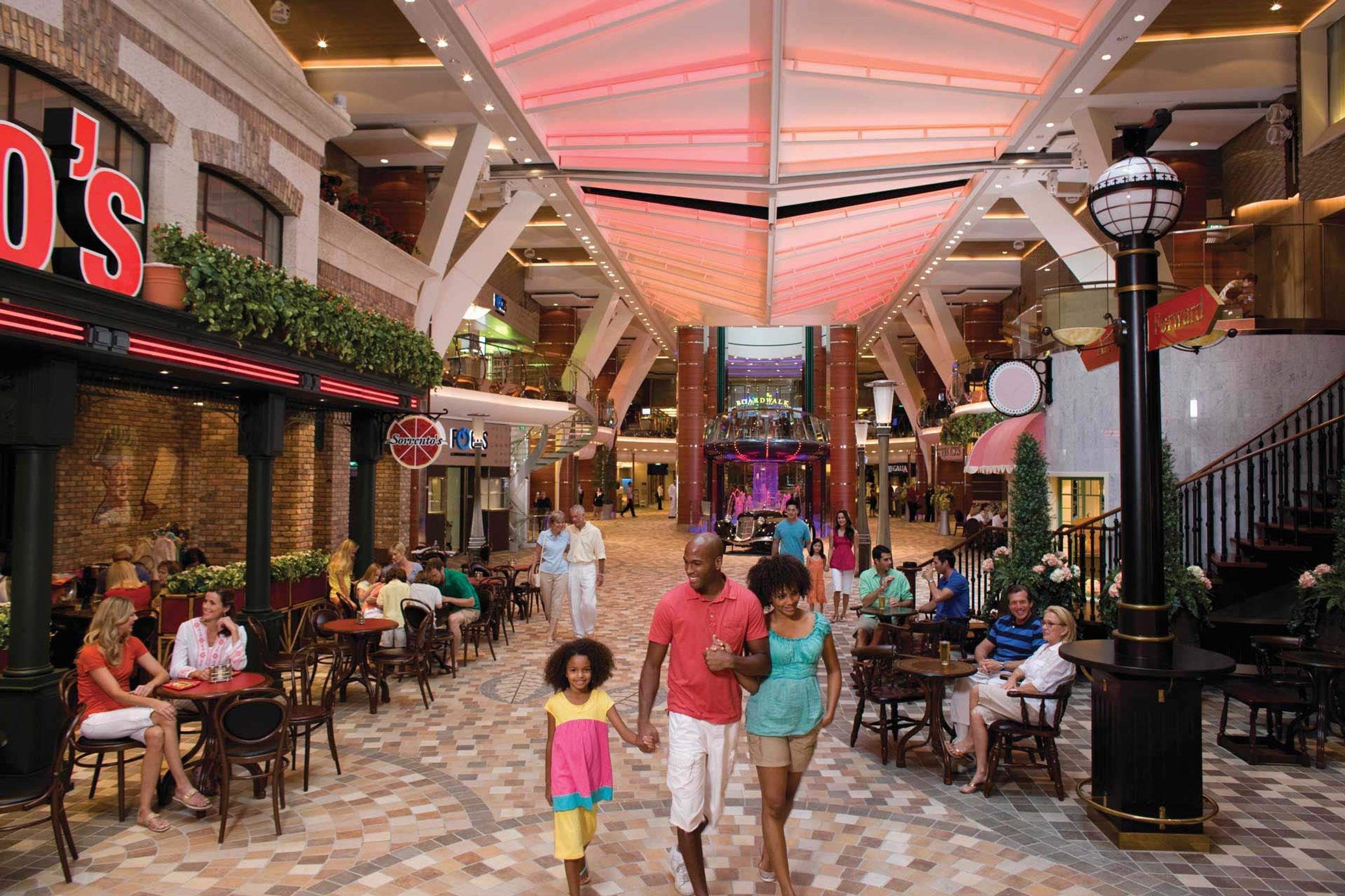 Harmony of the Seas - vizualizace - 10 - GALERIE: Harmony of the Seas (3/21)