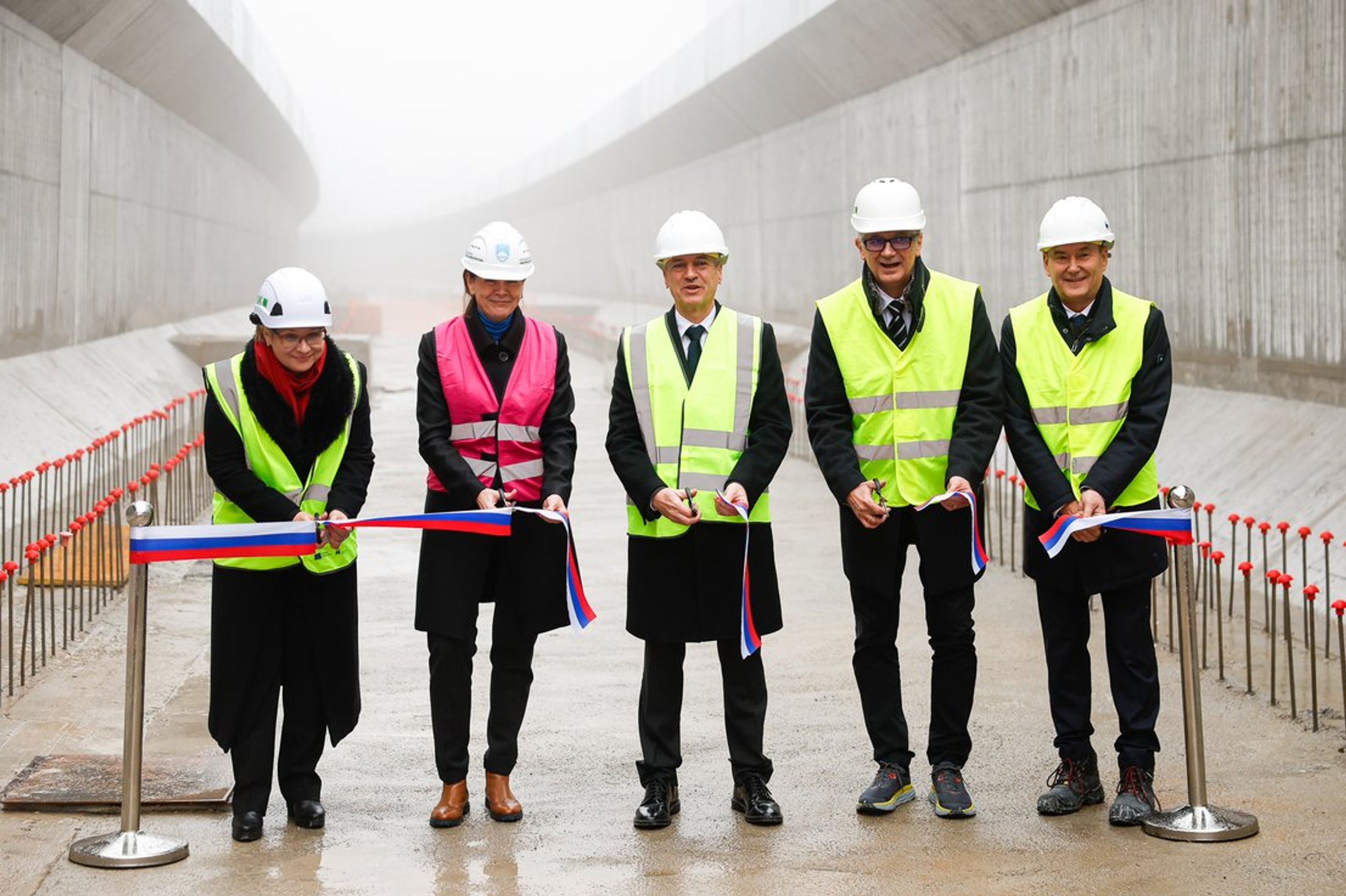 Slavnostní otevření viaduktu Gabrovica (3) - Slavnostní otevření viaduktu Gabrovica (8/14)