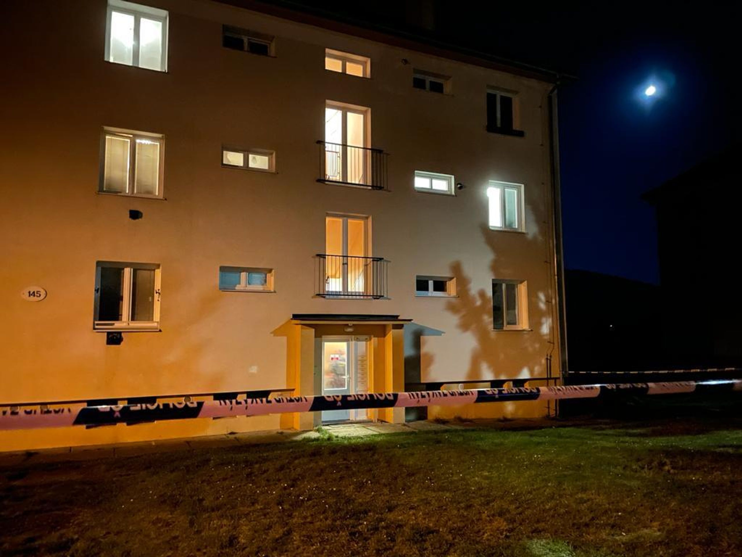 Útok nožem na Berounsku - 6 - GALERIE: Hádka v domě na Berounsku skončila pobodáním (5/5)