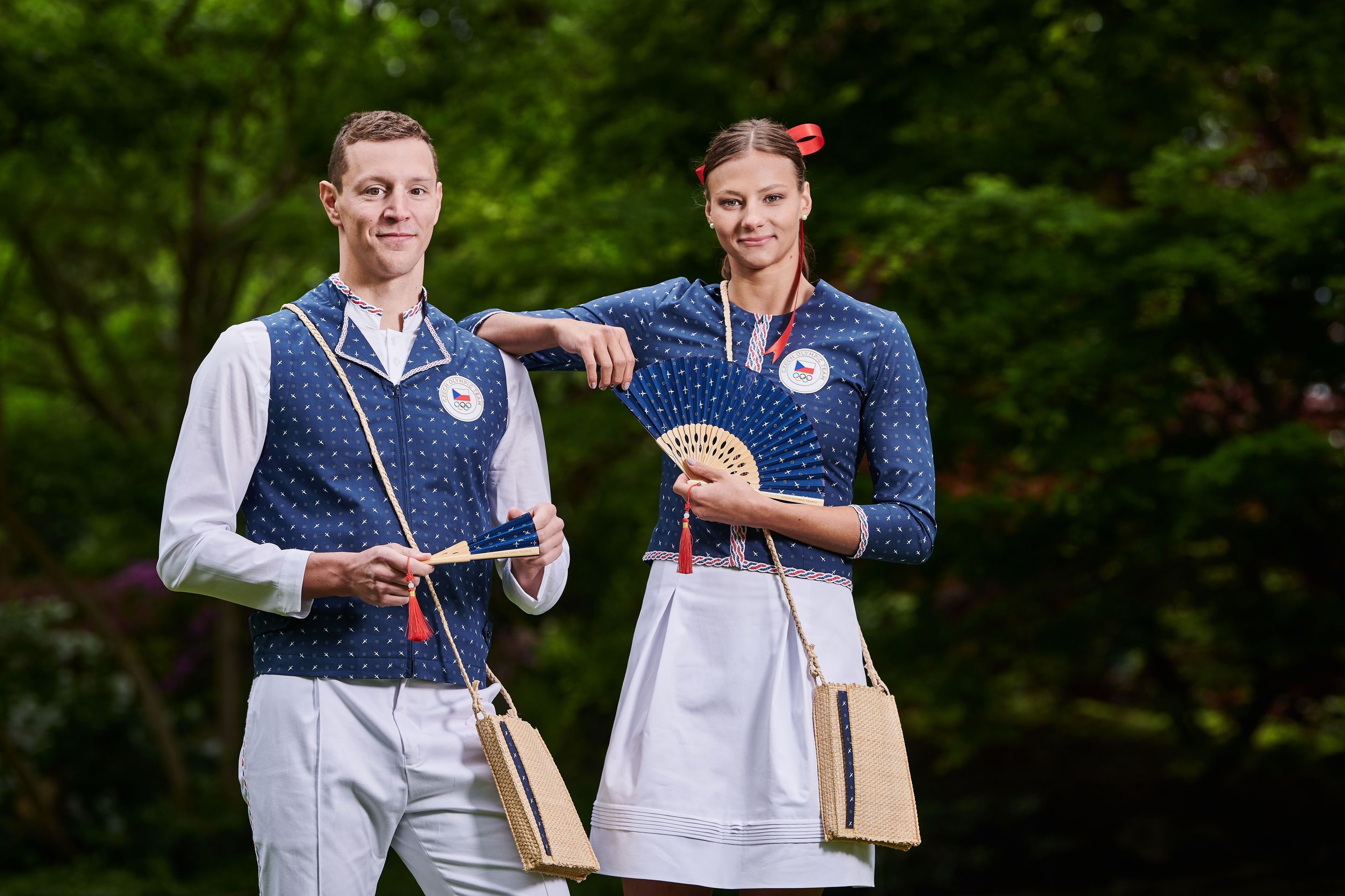Barbora Seemanová a Jan Micka představují novou olympijskou kolekci - Galerie: Olympijská nástupová kolekce pro český tým v Tokiu (1/6)