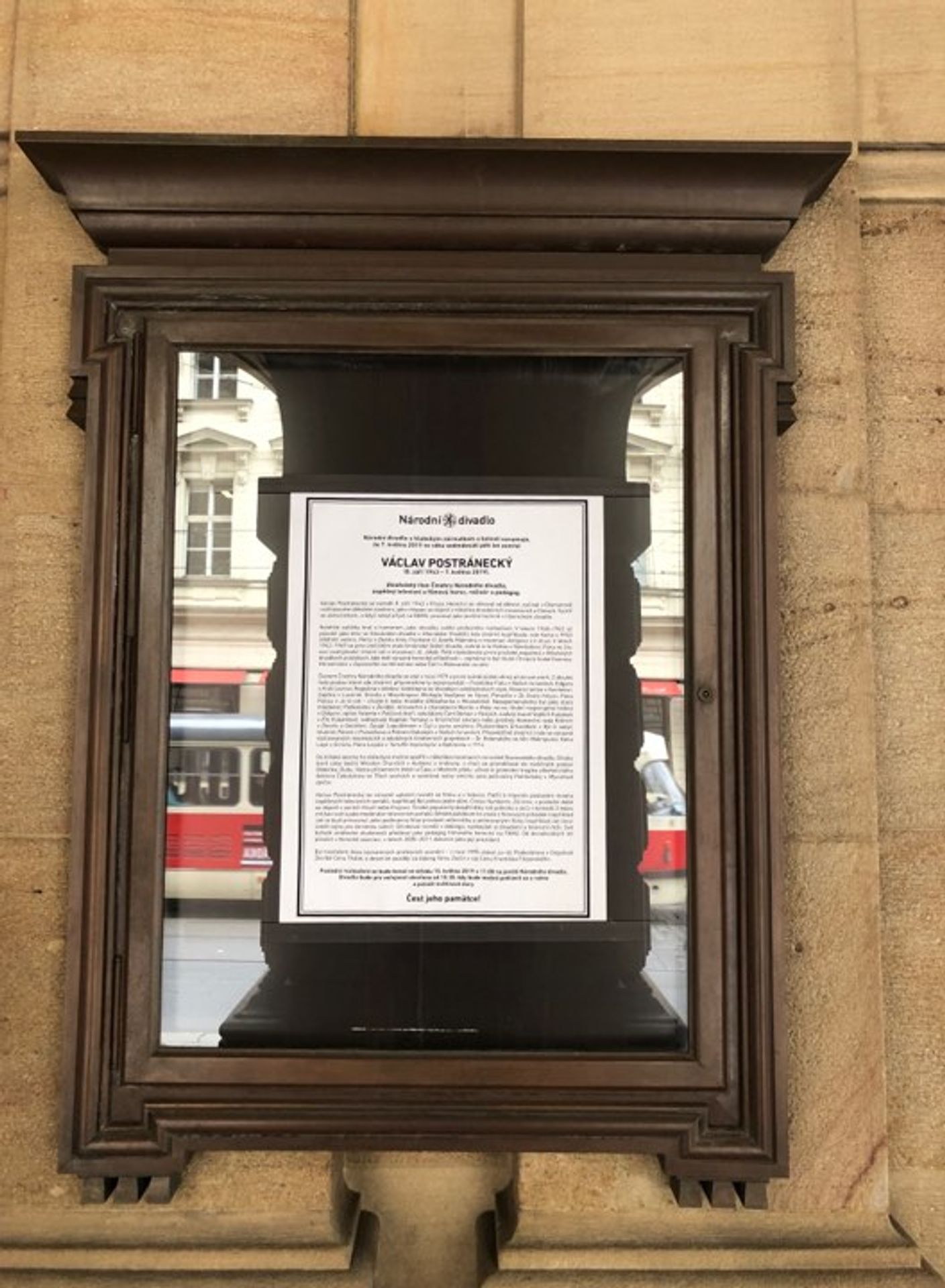 Rozloučení s Václavem Postráneckým - GALERIE: Lidé se loučí s Václavem Postráneckým (32/33)