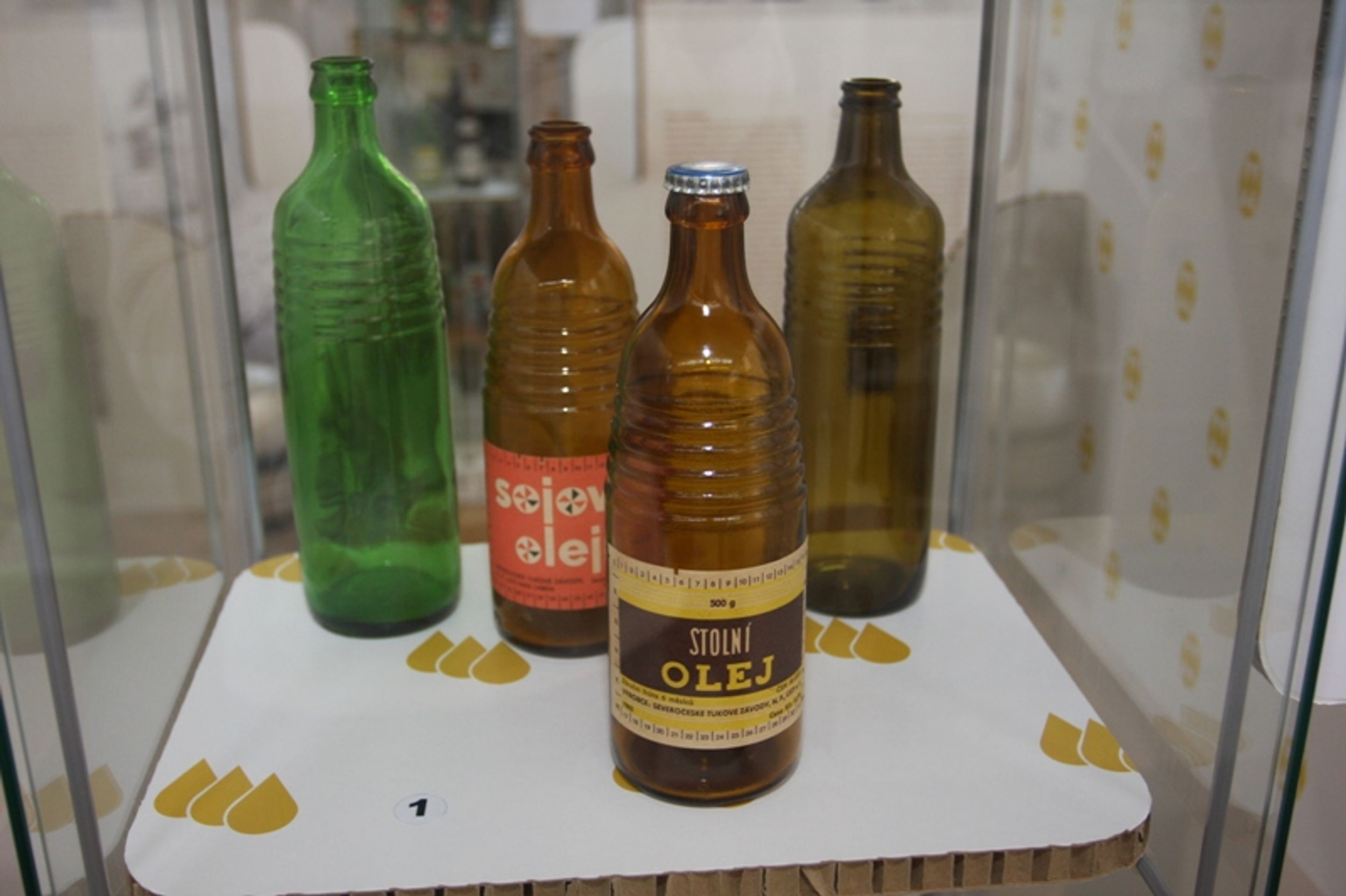 Olej - GALERIE: Potraviny ze 70. a 80. let (23/28)