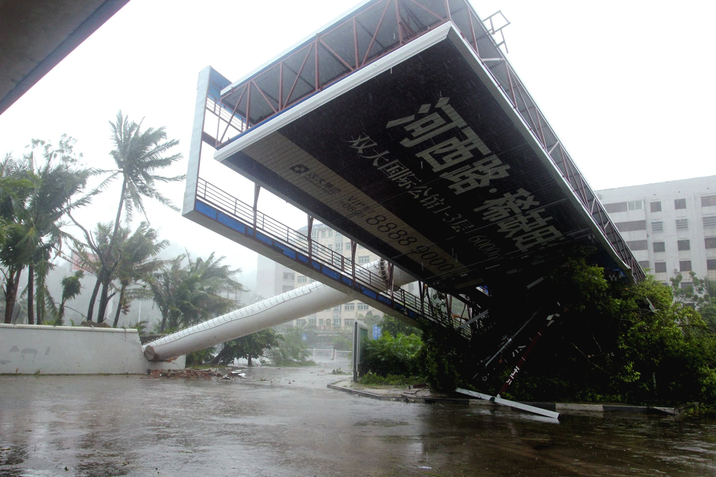 Tajfun Haiyan - 3 - GALERIE: Tajfun Haian zdevastoval Filipíny (3/10)
