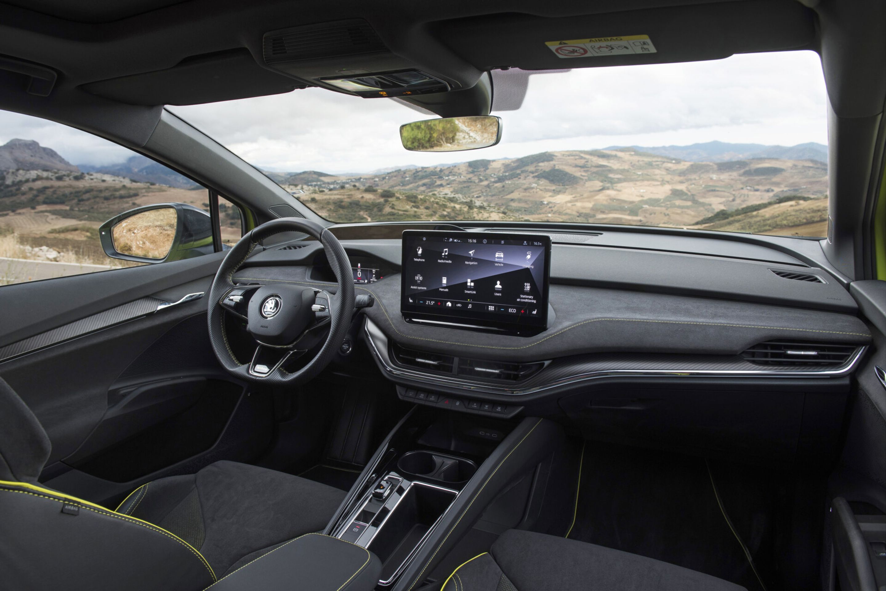 Škoda Enyaq RS iV - Enyaq konečně vyjíždí jako sportovní "ereso" (17/23)
