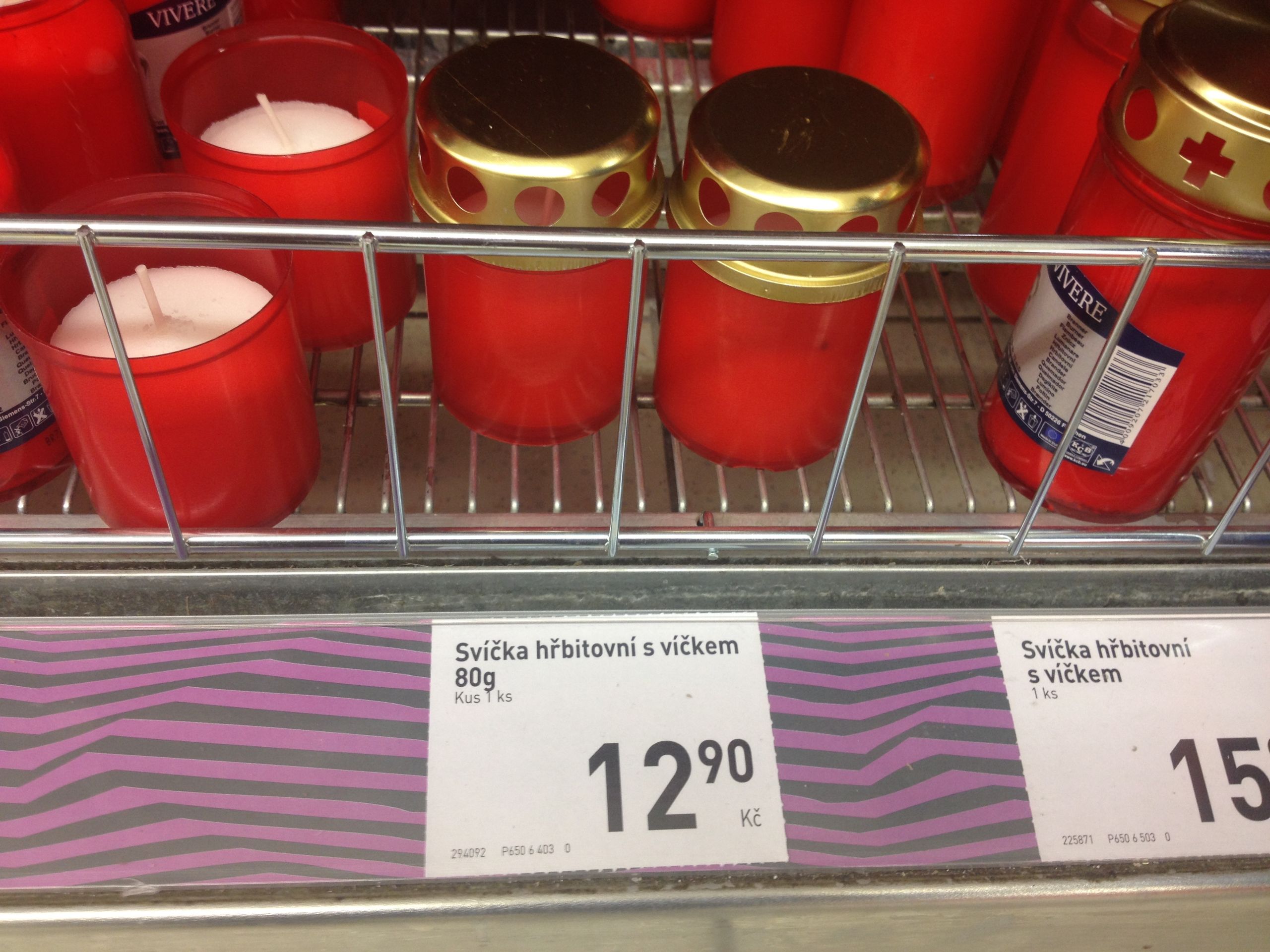Malá svíčka s víčkem - Billa Praha Barrandov - GALERIE: Přehled cen malých svíček s víčkem (10/11)