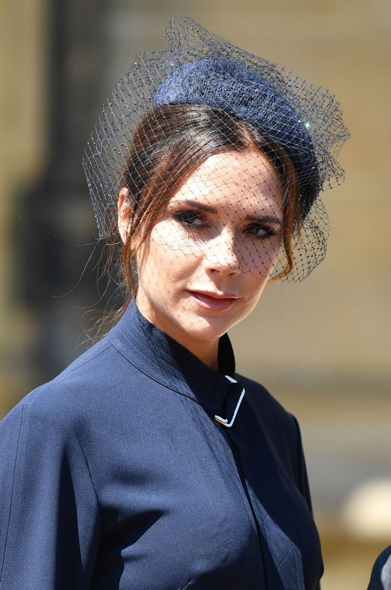 Victoria Beckham na svatbě Harryho a Meghan - 4 - GALERIE: Victoria Beckham na svatbě Harryho a Meghan (4/4)
