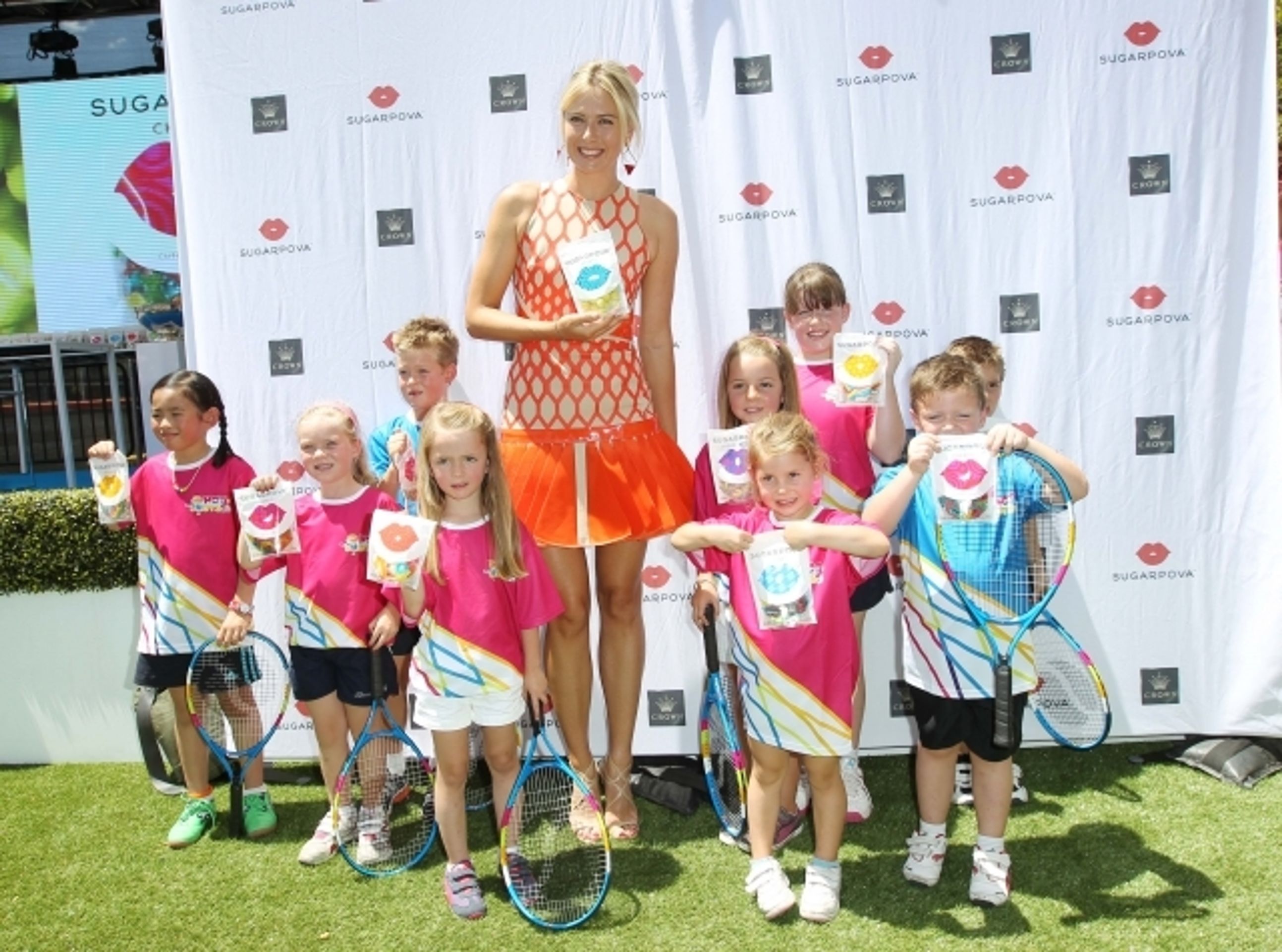 Šarapovová a její bonbóny Sugarpova - 9 - GALERIE: Šarapovová propaguje v Austrálii své bonbóny (1/13)