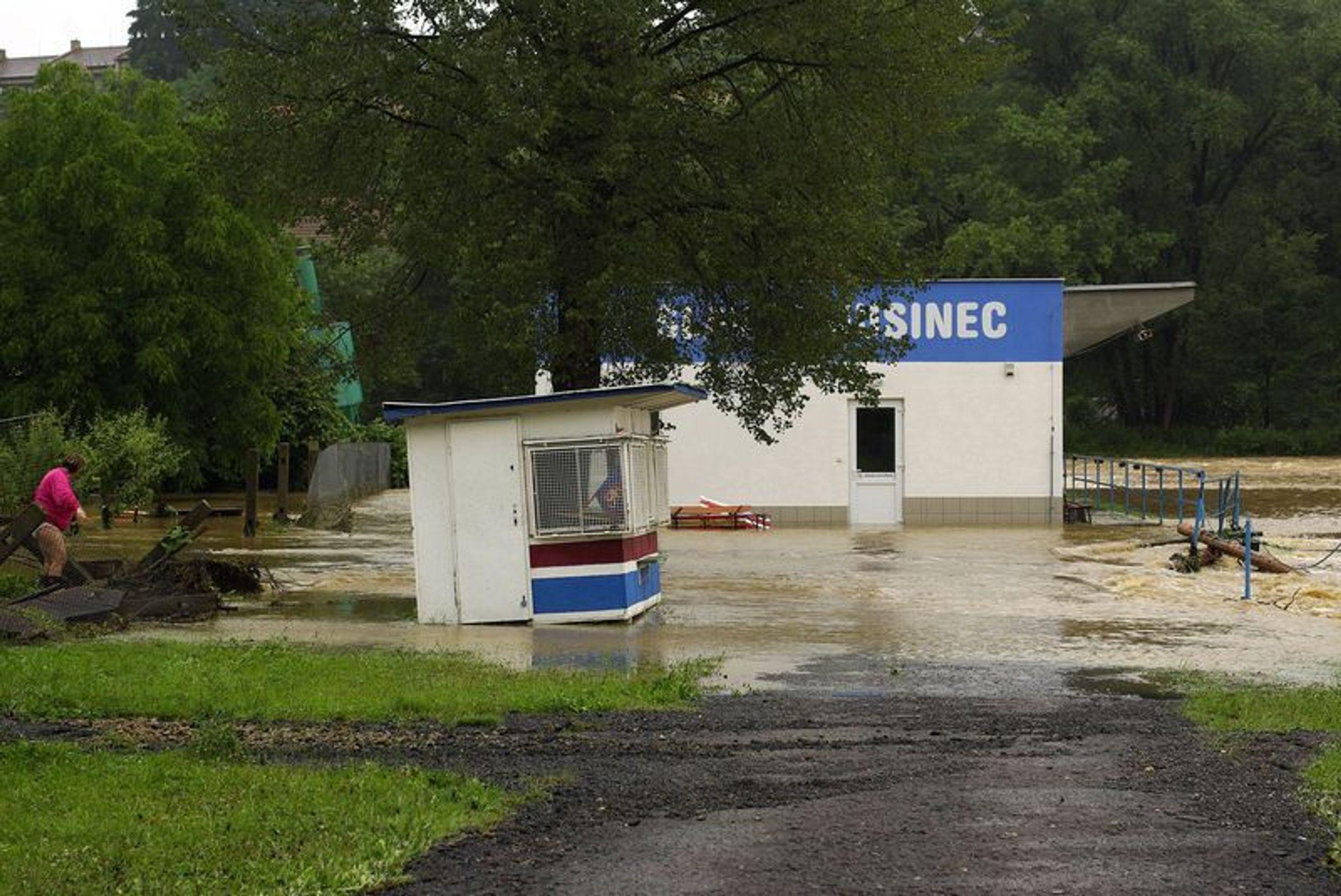 Povodeň v Husinci na Prachaticku - GALERIE Povodeň řádila v Husinci na Prachaticku (7/10)