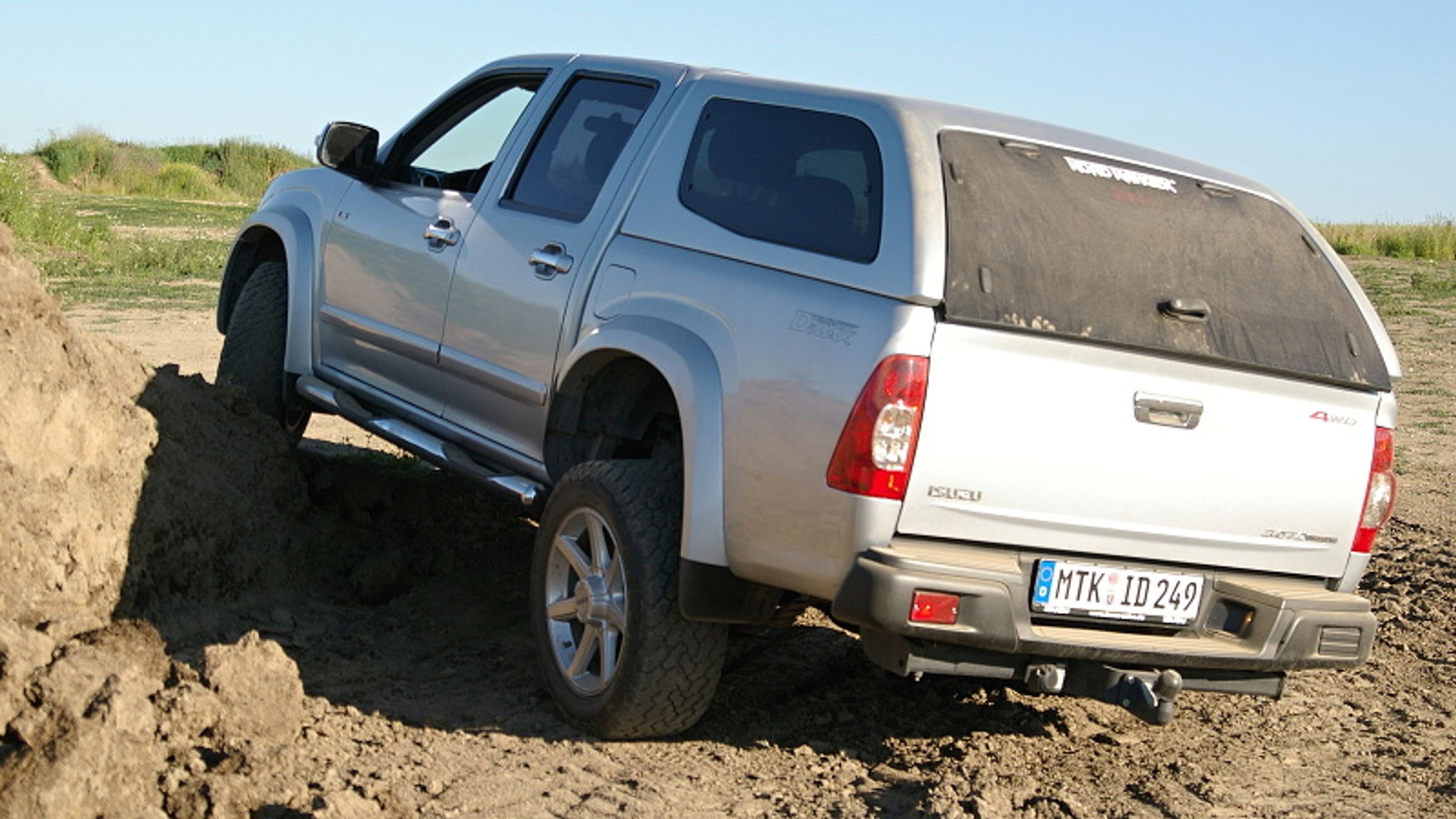 Isuzu D-Max - 1 - GALERIE Isuzu D-Max (6/6)