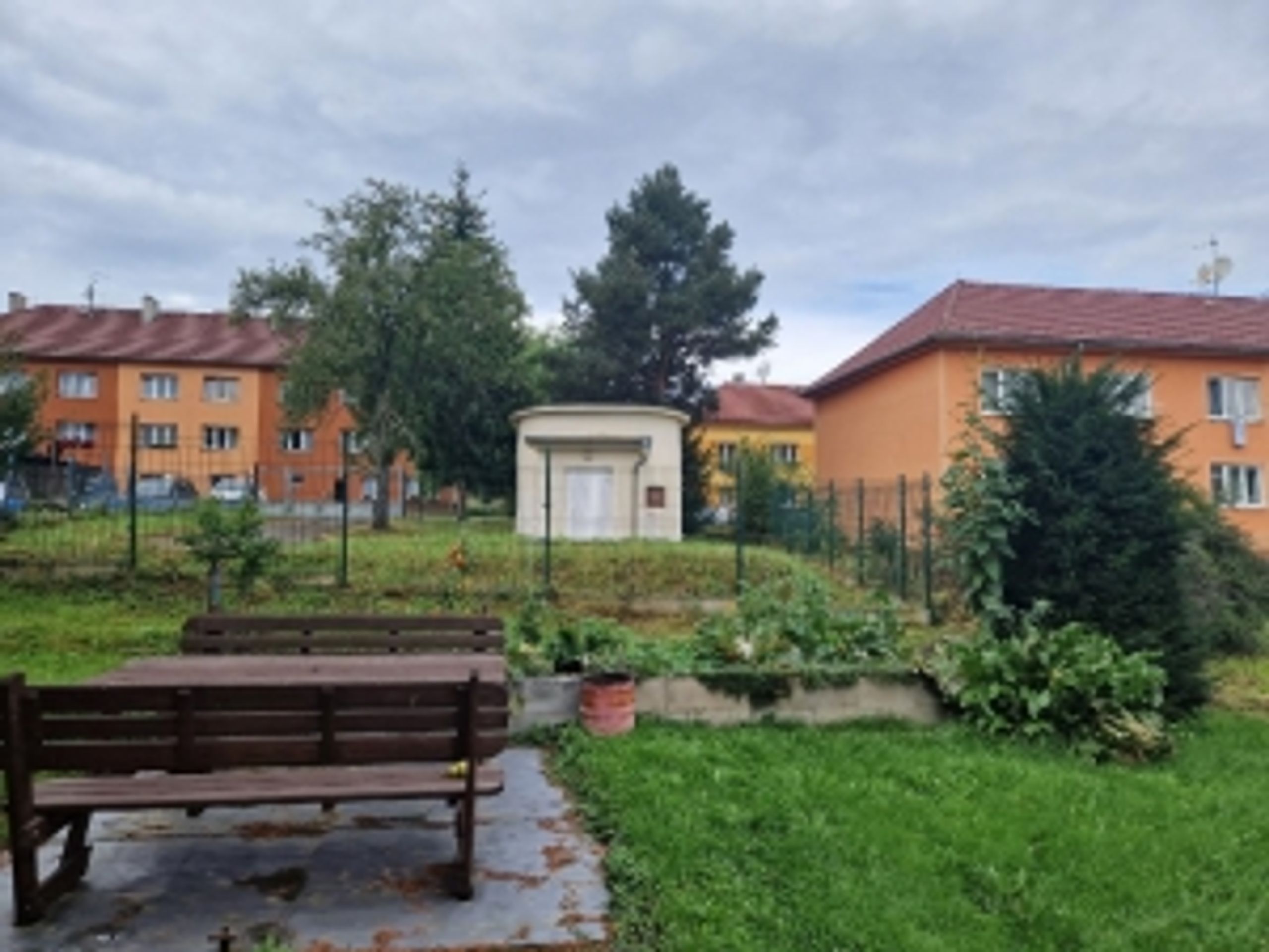 Pozemek v obci Jince, okres Příbram (4) - Nabídka nemovitého majetku (43/61)