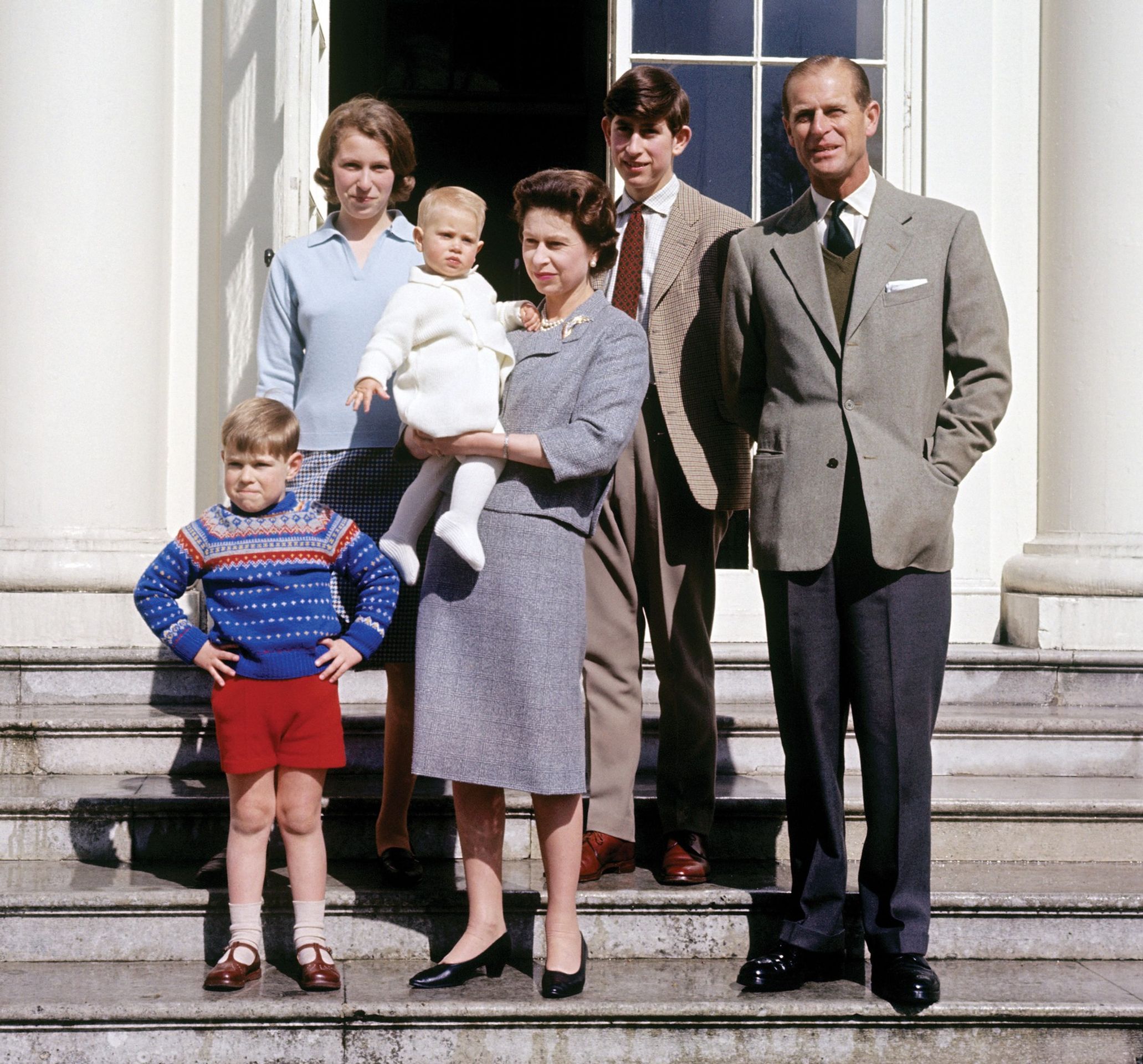 Královská rodina, 1965 - Princezna Anna (13/13)