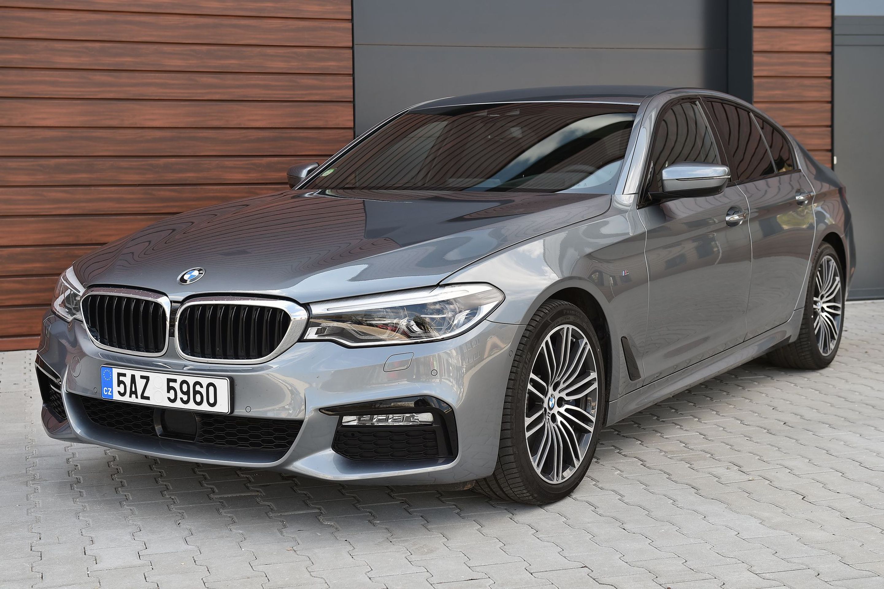 BMW 540i - 7 - GALERIE: BMW 540i (2/15)