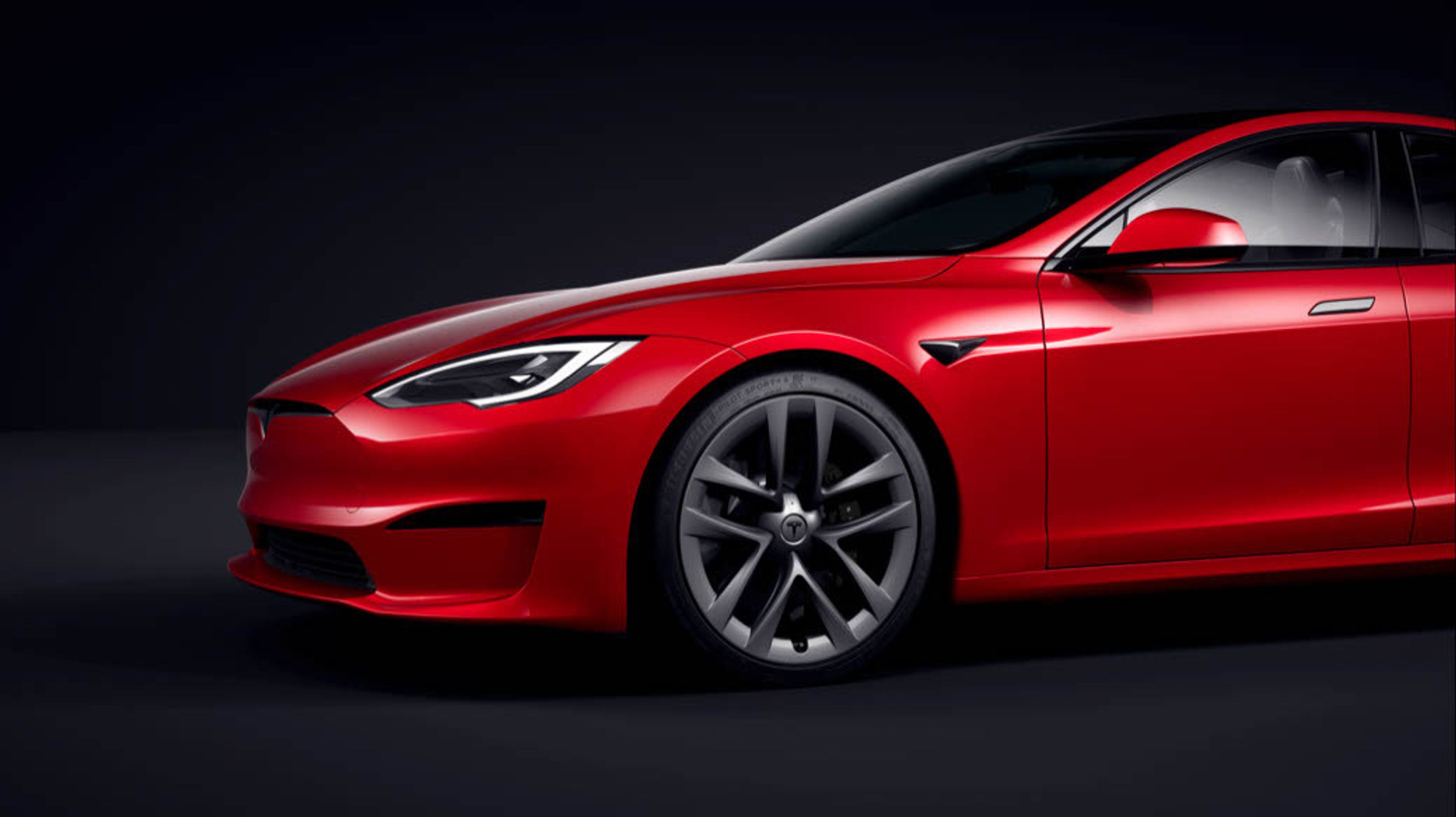 Tesla Model S Plaid - Fotogalerie: Supervýkonný elektomobil Model S Plaid od Tesly (1/8)