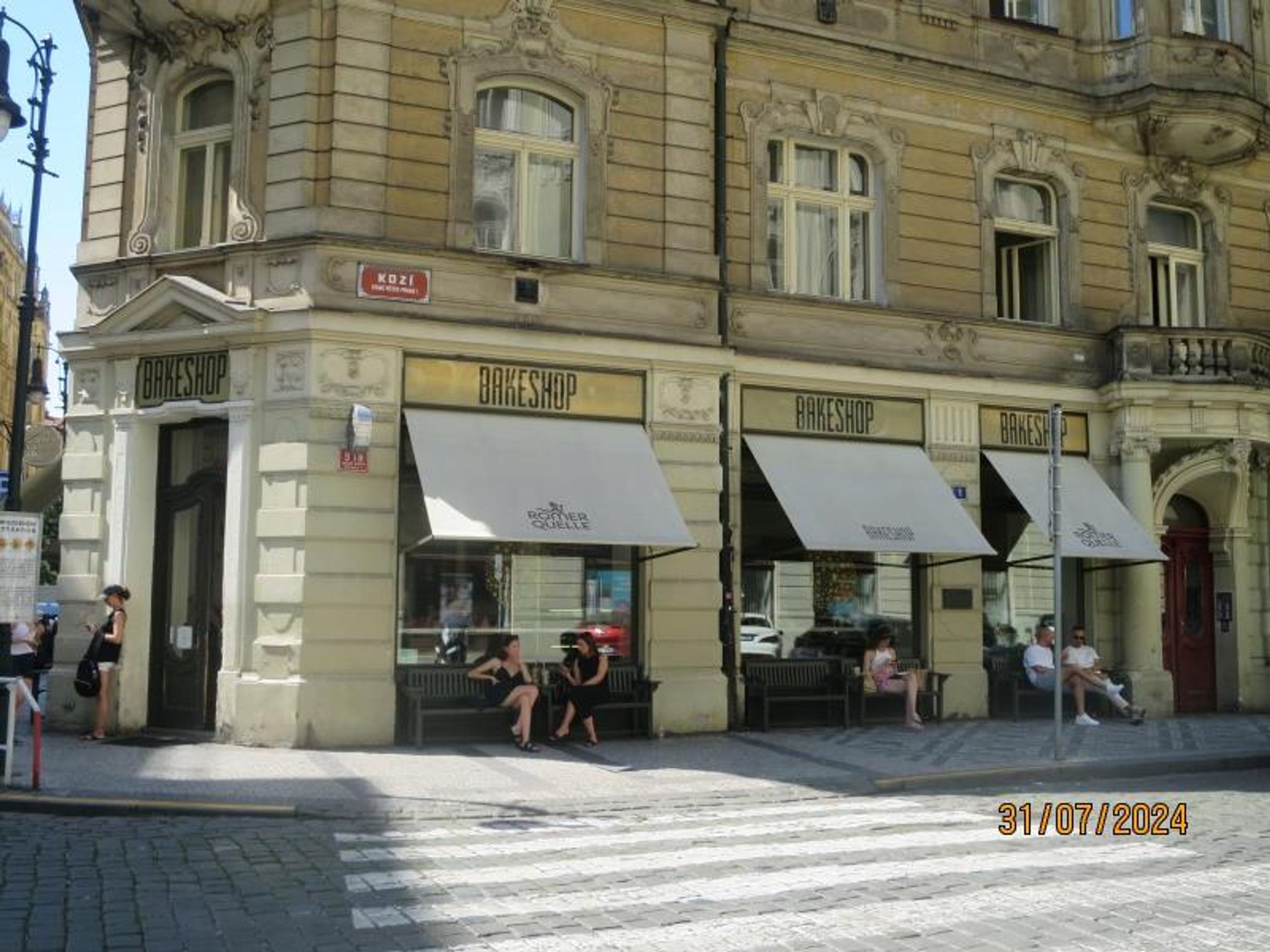 Kontrola odhalila nevyhovující hygienické podmínky v pražské pekárně - Kontrola odhalila nevyhovující hygienické podmínky v pražské pekárně (11/11)