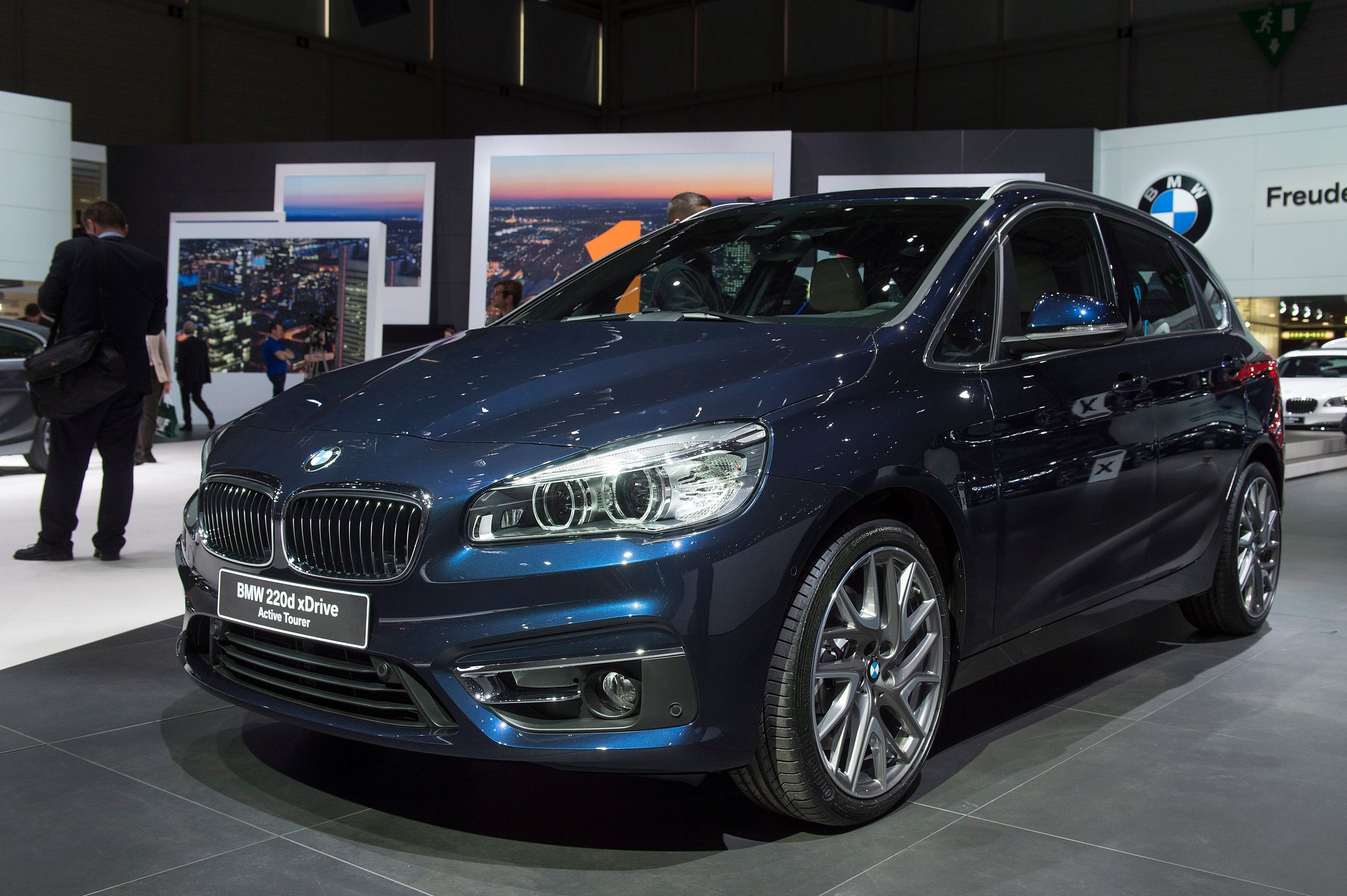 BMW na autosalonu v Ženevě - 6 - Galerie: BMW na autosalonu v Ženevě (6/7)
