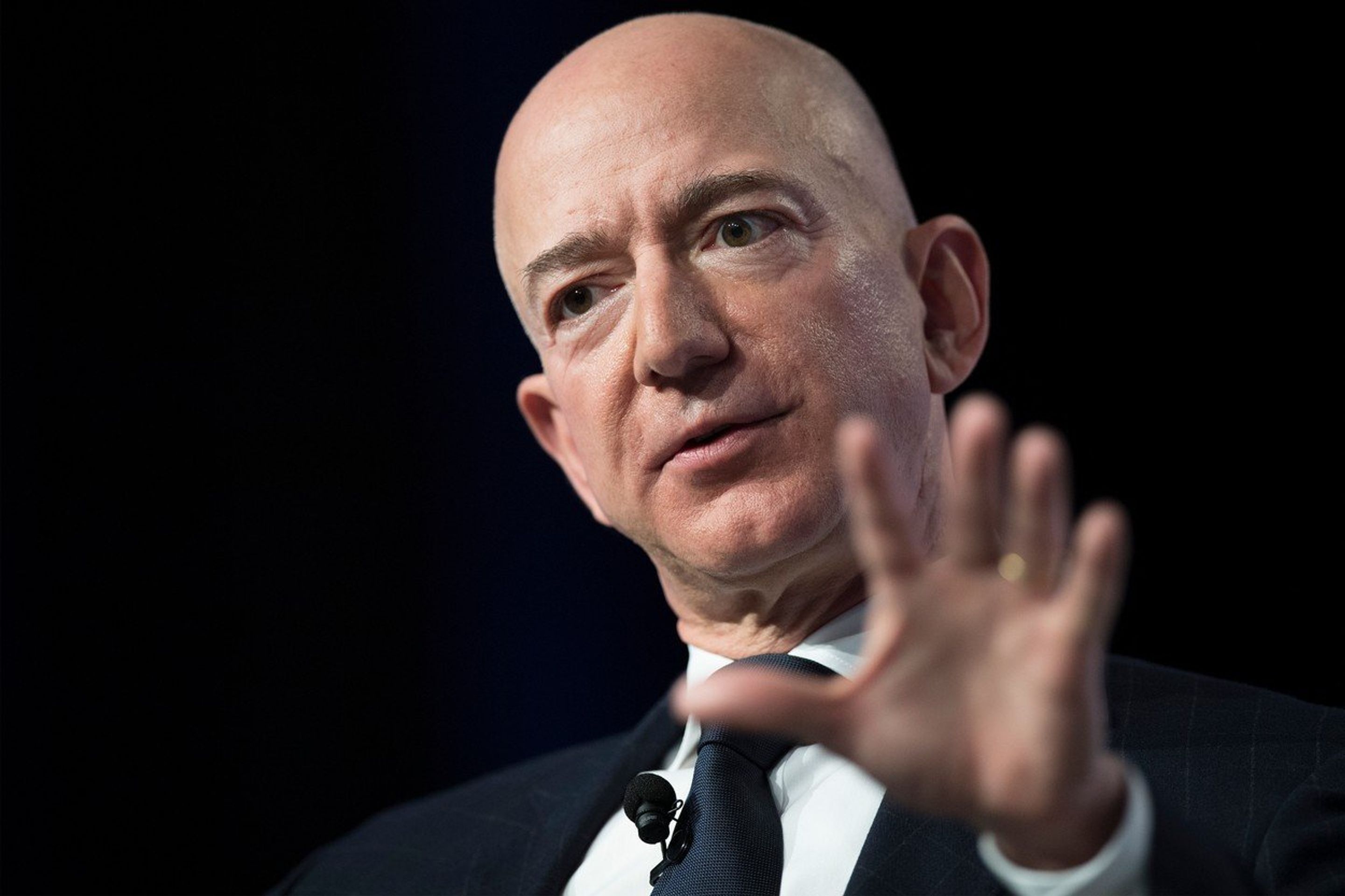 Jeff Bezos - GALERIE: Jeff Bezos (2/4)