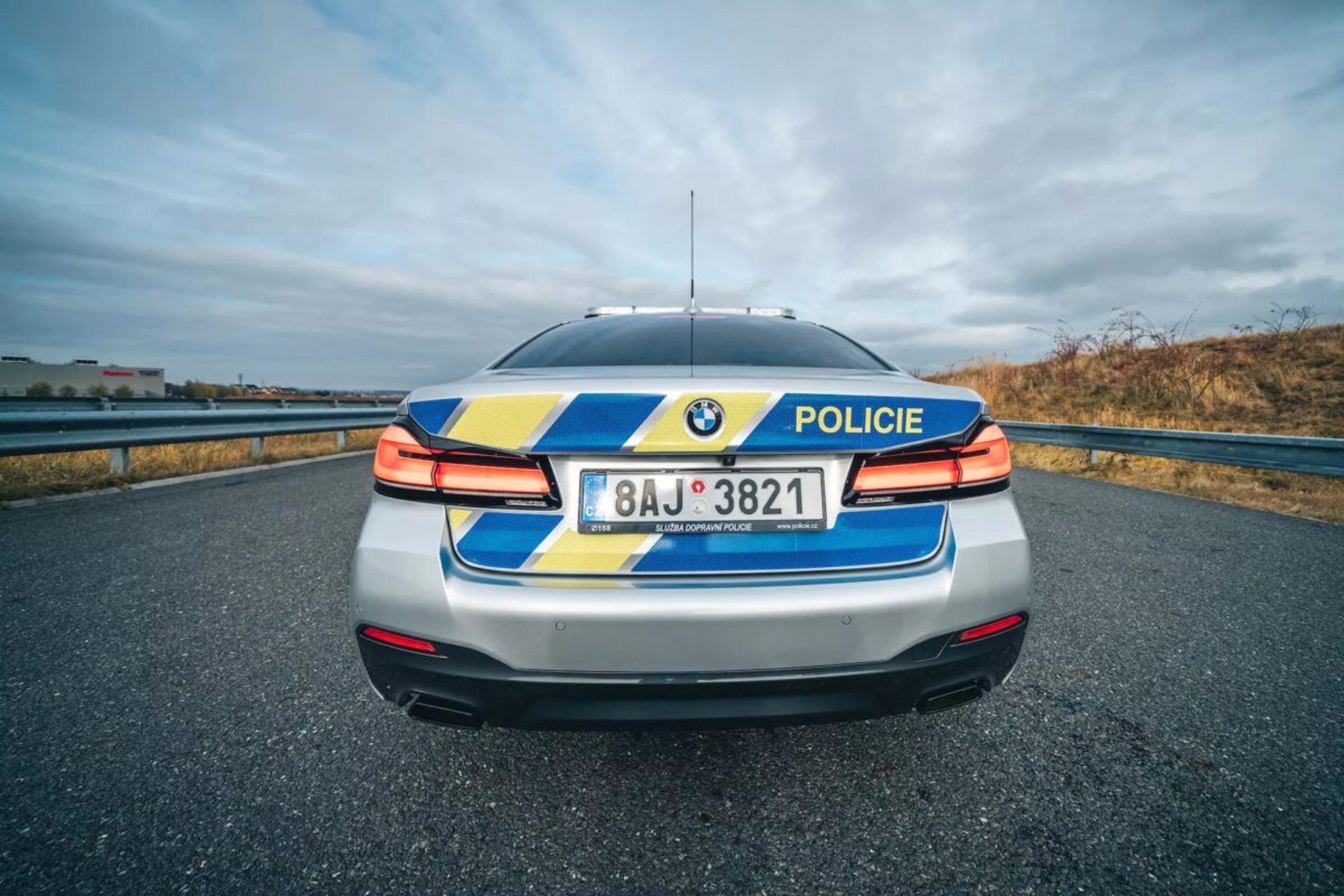 Policejní BMW 540i xDrive - Policejní BMW 540i xDrive (4/7)