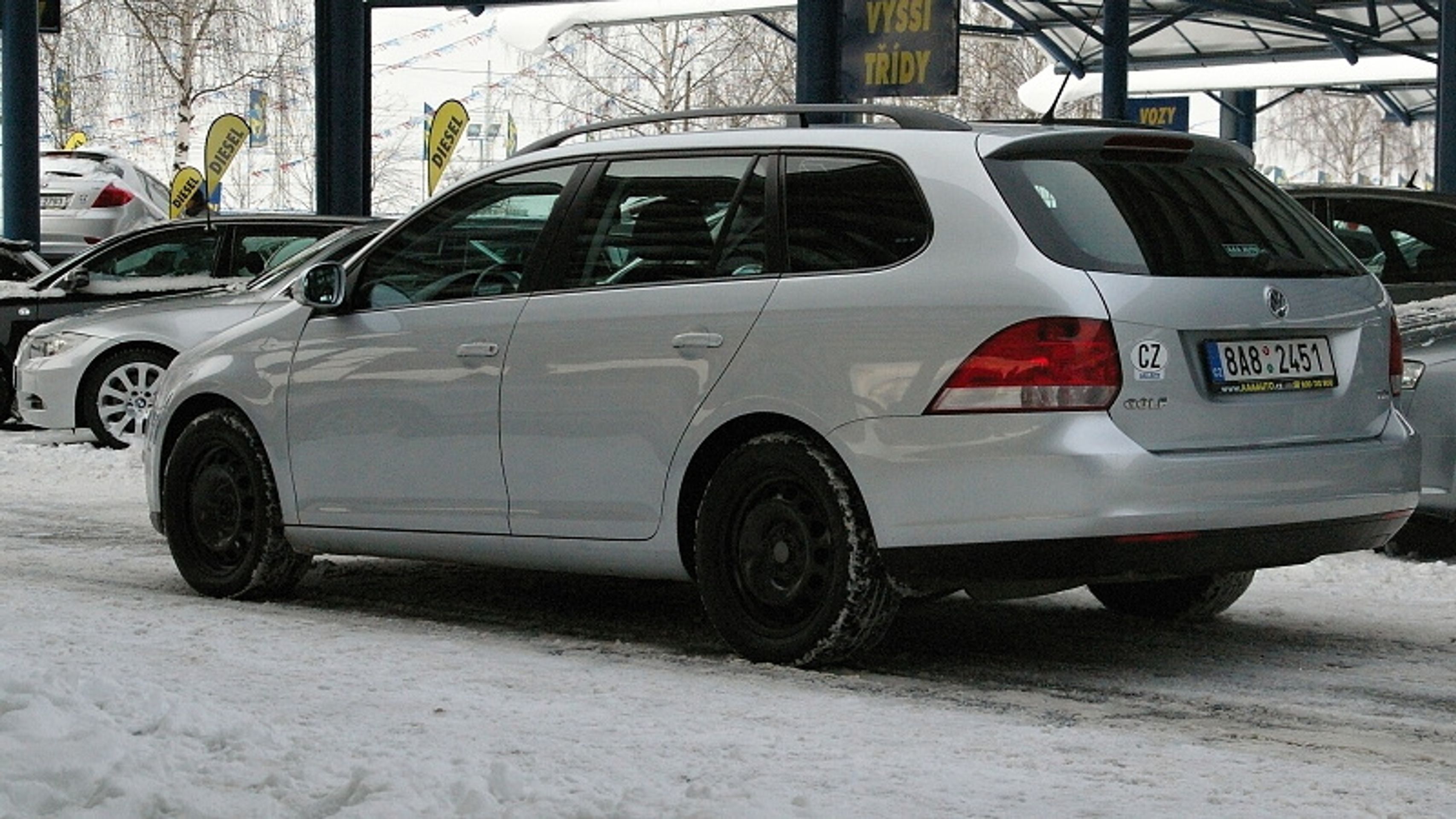 Volkswagen Golf Variant V - 9 - GALERIE Volkswagen Golf Variant V (1/9)