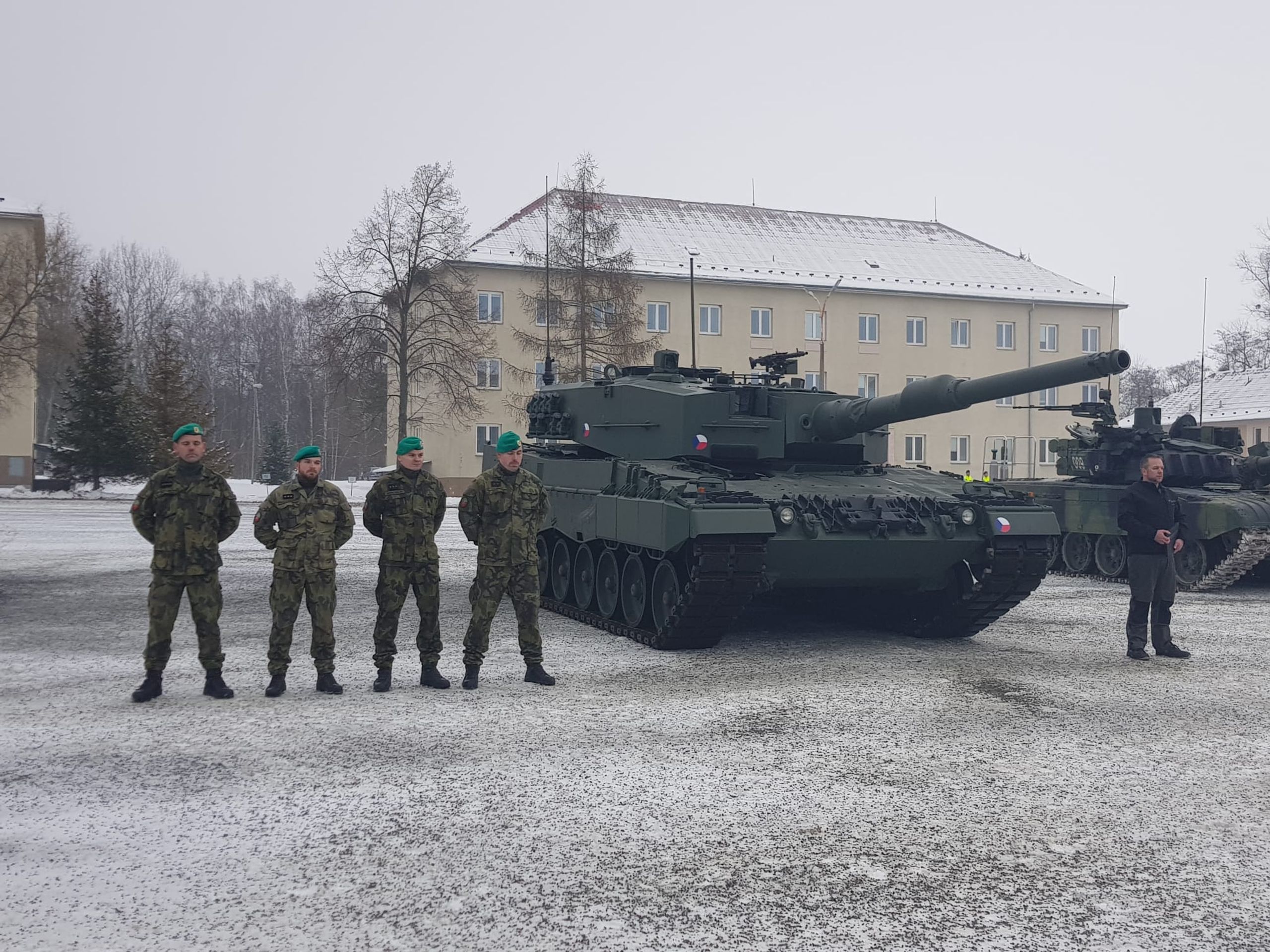 Tank Leopard 2A4 - Tank Leopard 2A4 (6/6)