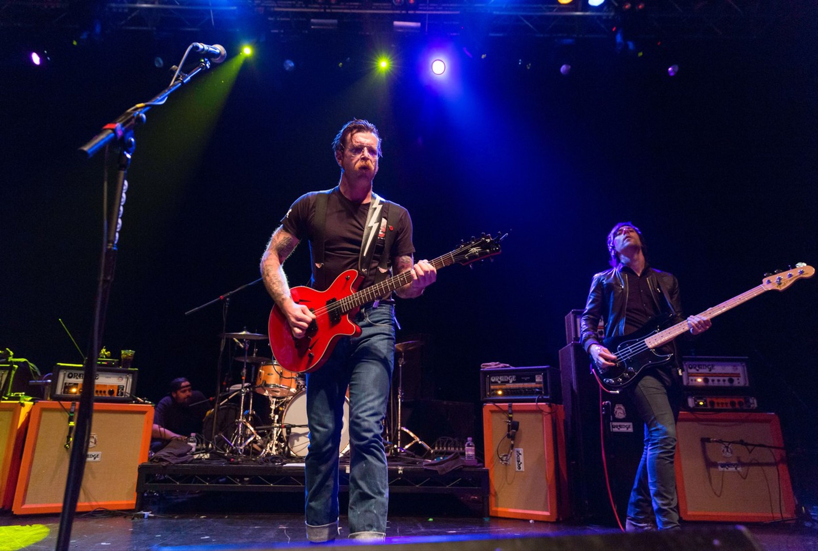 Eagles of Death Metal - GALERIE: Útok v klubu Bataclan (5/9)