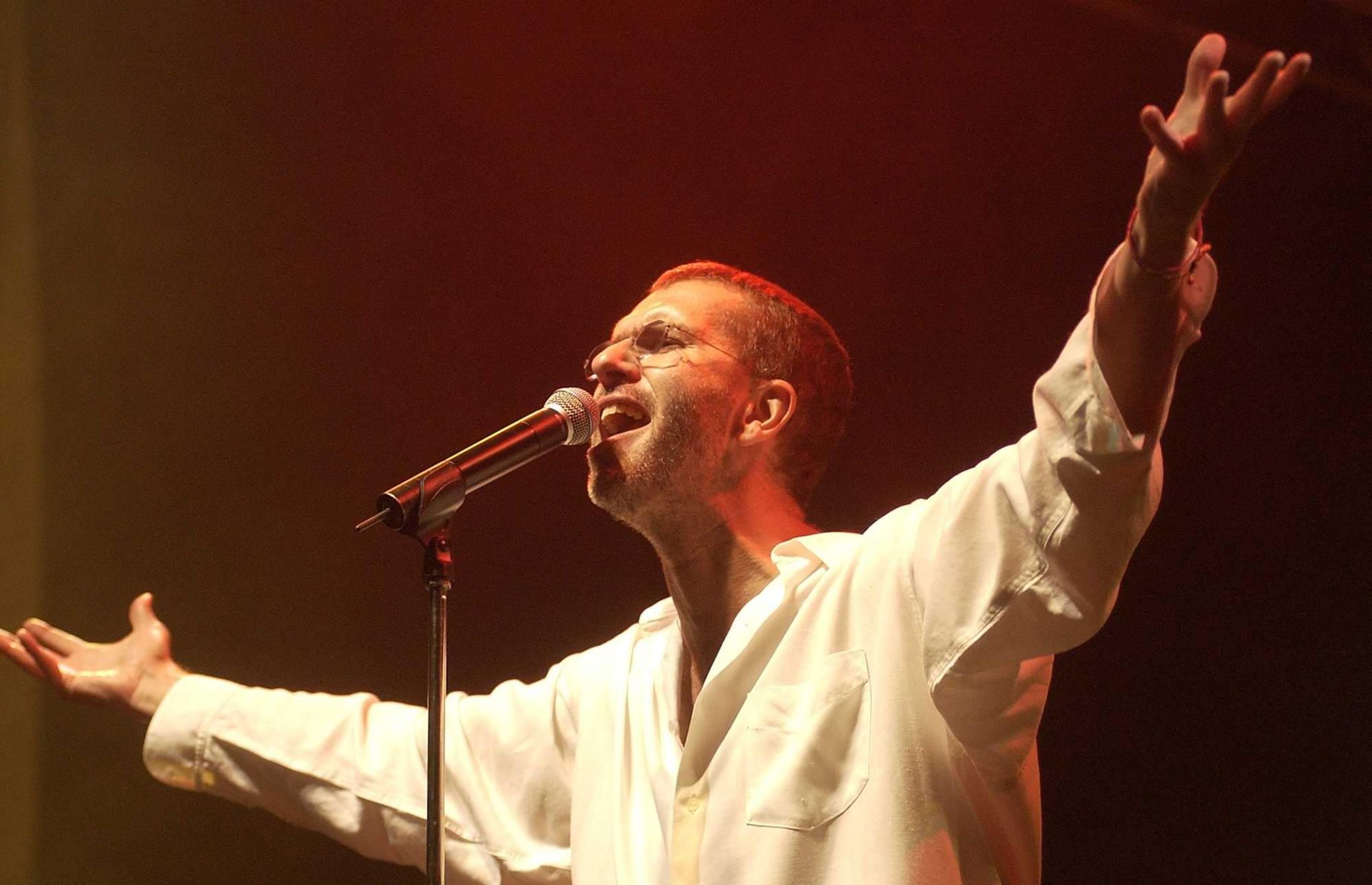 Richard Müller, 9. 10. 2003 T-Mobile Arena - Richard Müller (8/12)