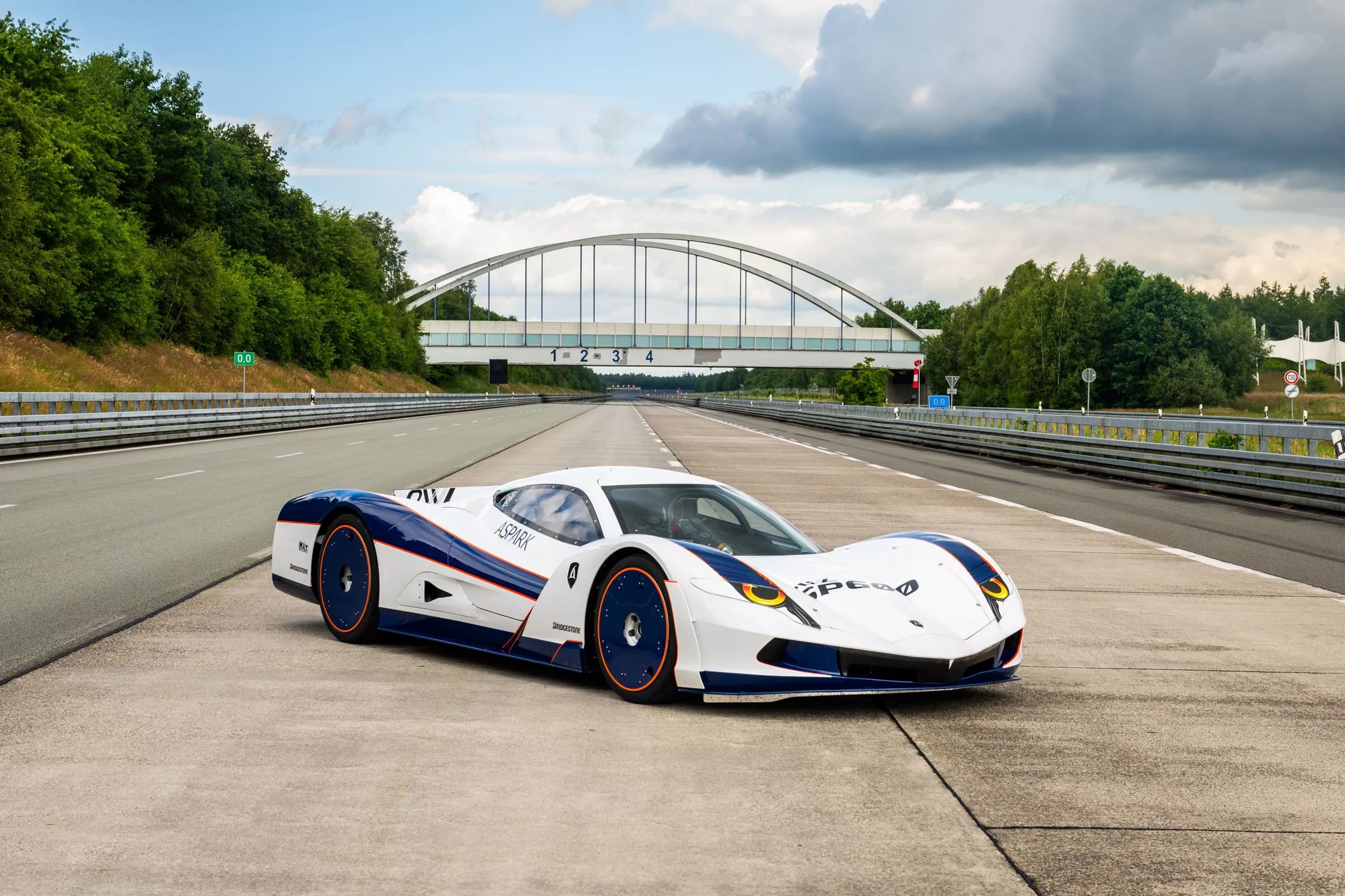 Elektrický hypersport Aspark Owl SP600 - Elektrický rekordman Aspark Owl SP600 (4/5)