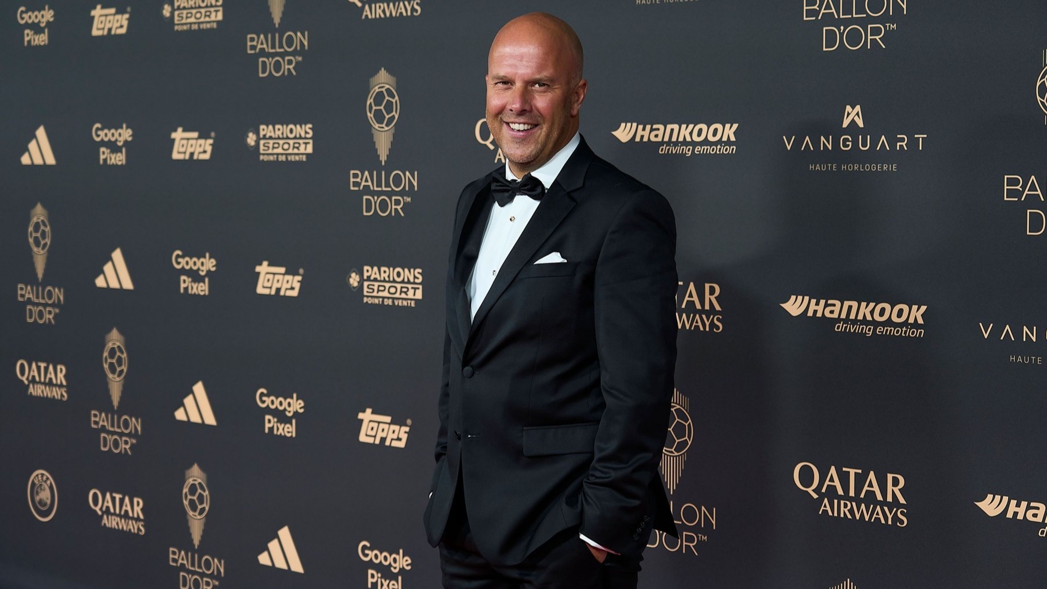 Trenér Liverpoolu Arne Slot (cropped) - Fotbalisté a fotbalistky na Zlatém míči (2/11)