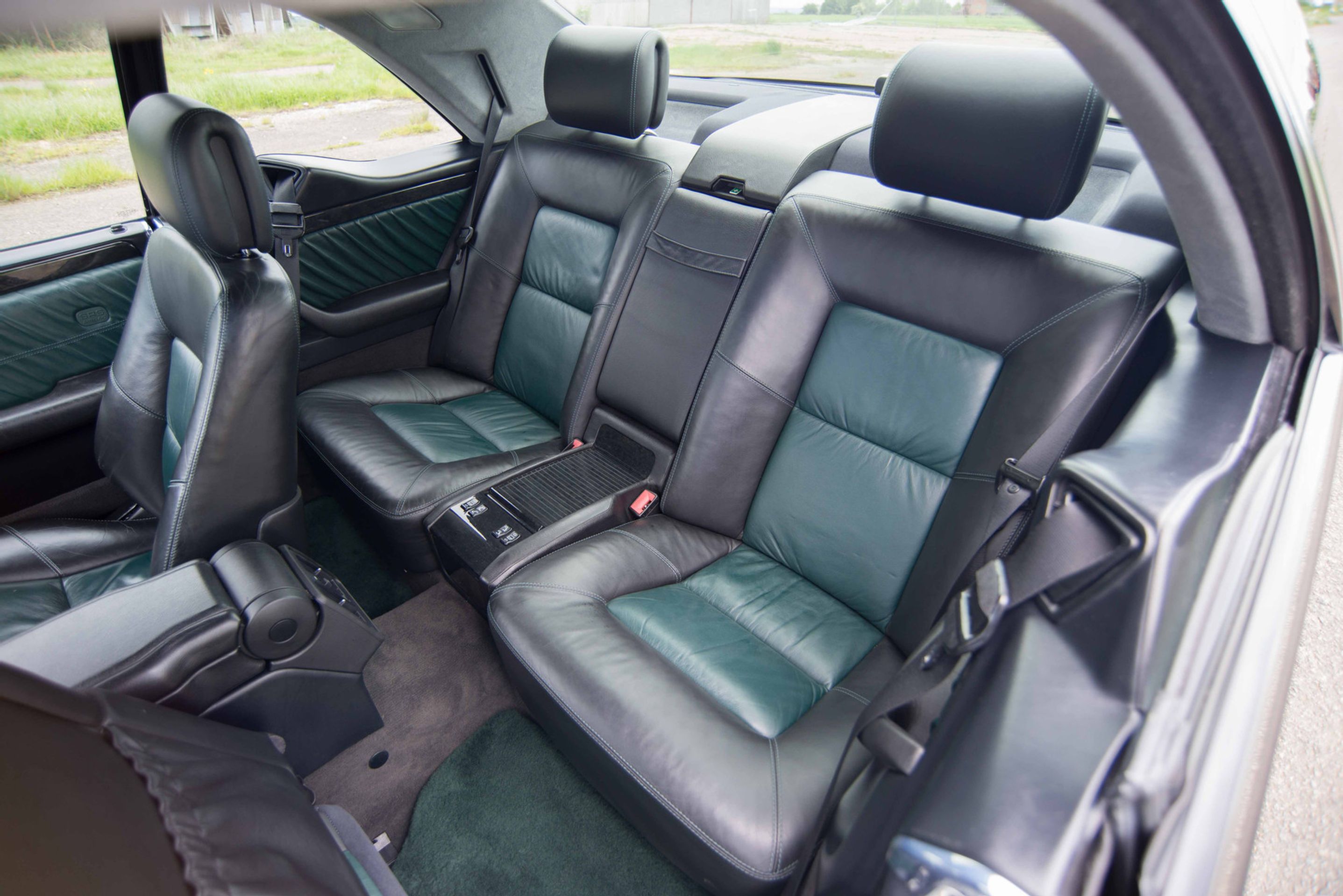 Mercedes CL AMG po brunejském sultánovi - 49 - Fotogalerie: Vzácný mercedes po brunejském sultánovi (3/21)