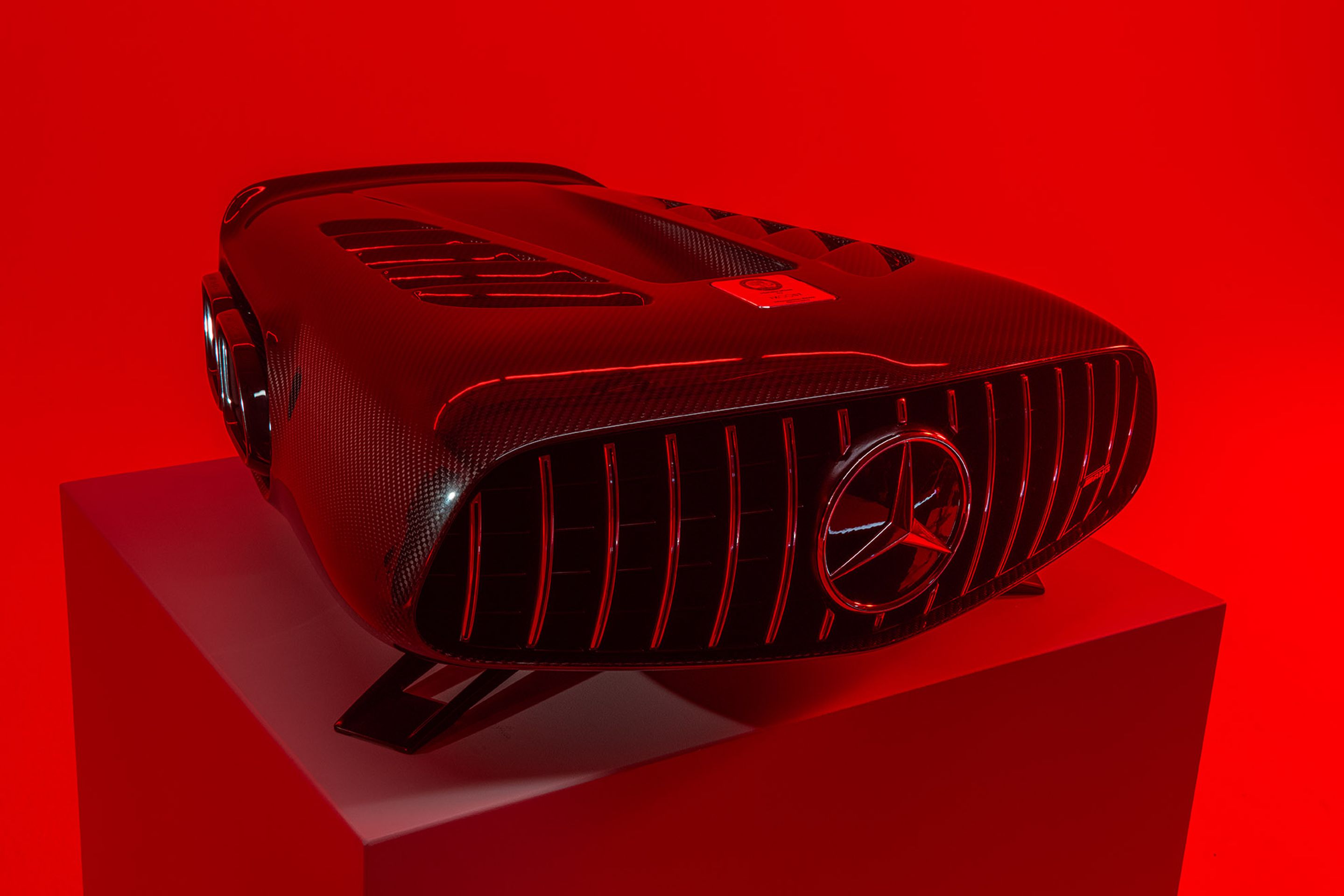 Reproduktor vyrobený ve stylu Mercedes-AMG GT - Domácí reproduktor ve stylu Mercedes-AMG GT (4/6)