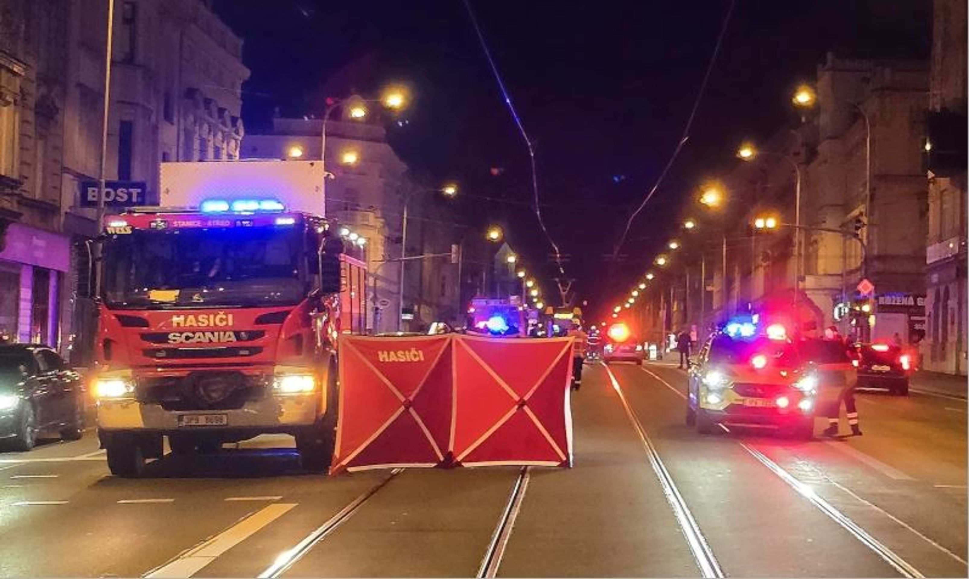 Střet člověka s tramvají v Plzni - Nehoda v Plzni (8/8)