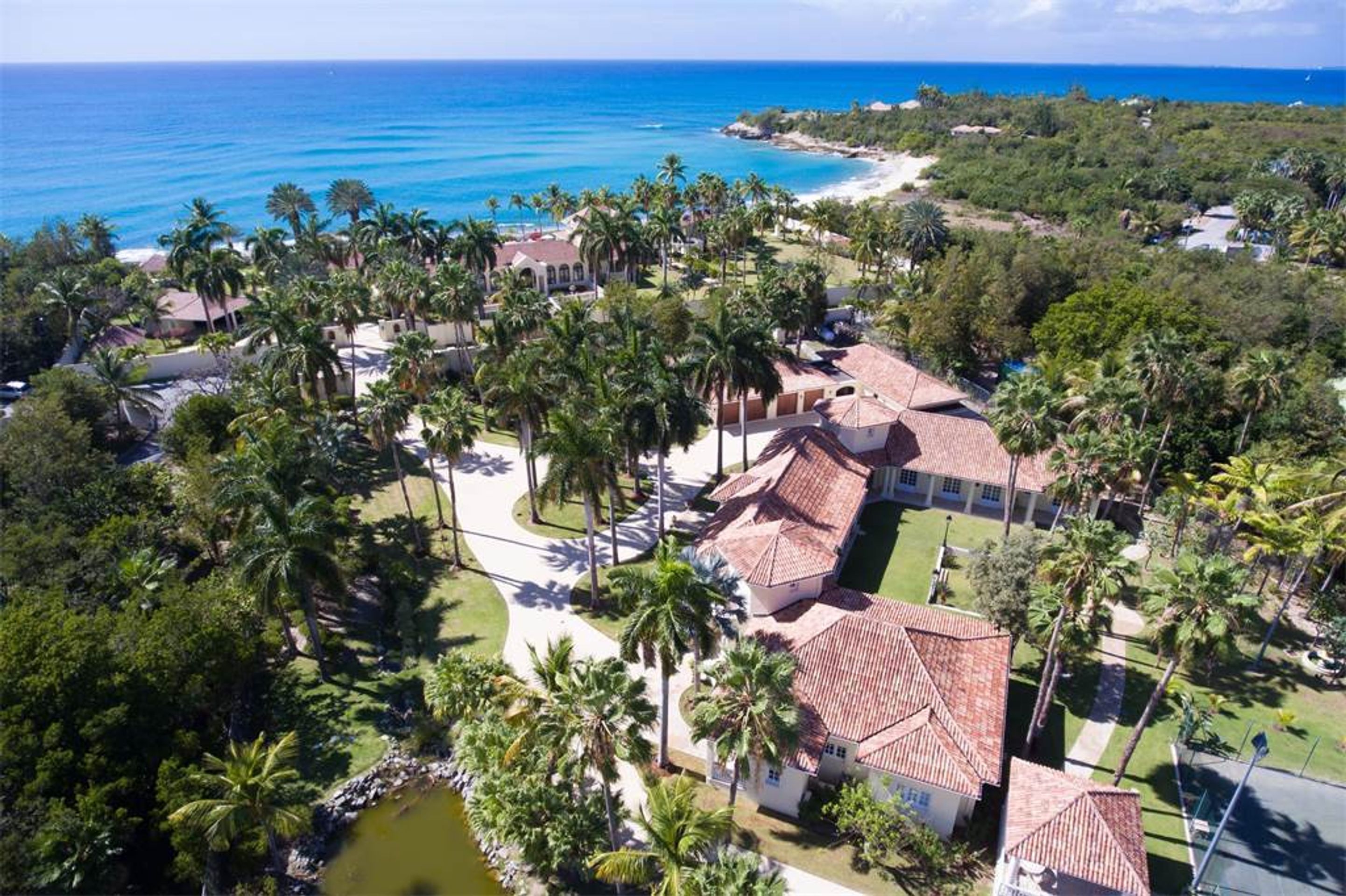 Donald Trump prodává své sídlo v Karibiku - 7 - GALERIE: Donald Trump prodává své sídlo v Karibiku (7/19)