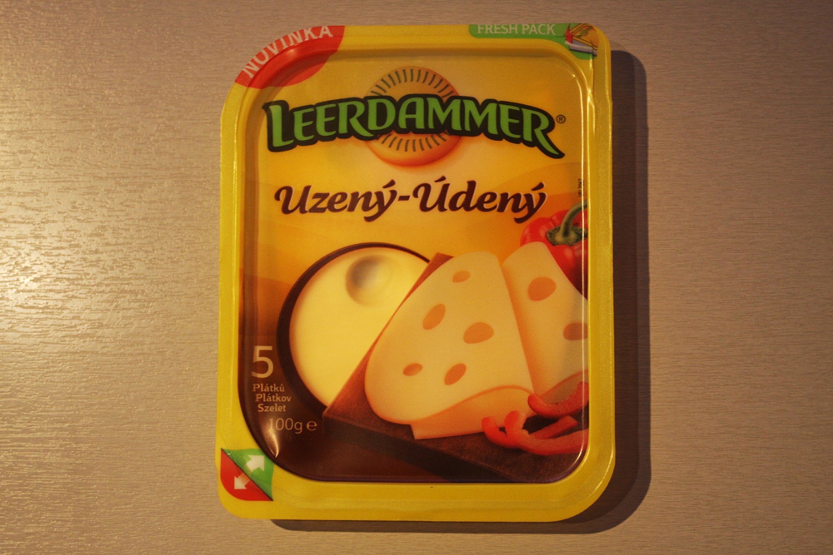 Test - uzené sýry - Leerdammer - GALERIE: Test uzených plátkových sýrů (6/14)