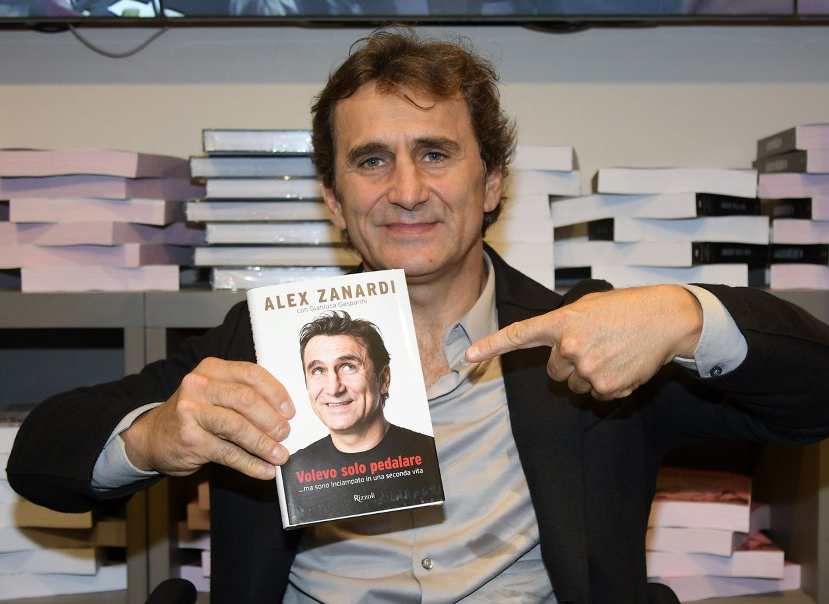 Zanardi sepsal svoji autobiografii - GALERIE: Bývalý automobilový závodník přišel o nohy ale stále závodí (5/5)
