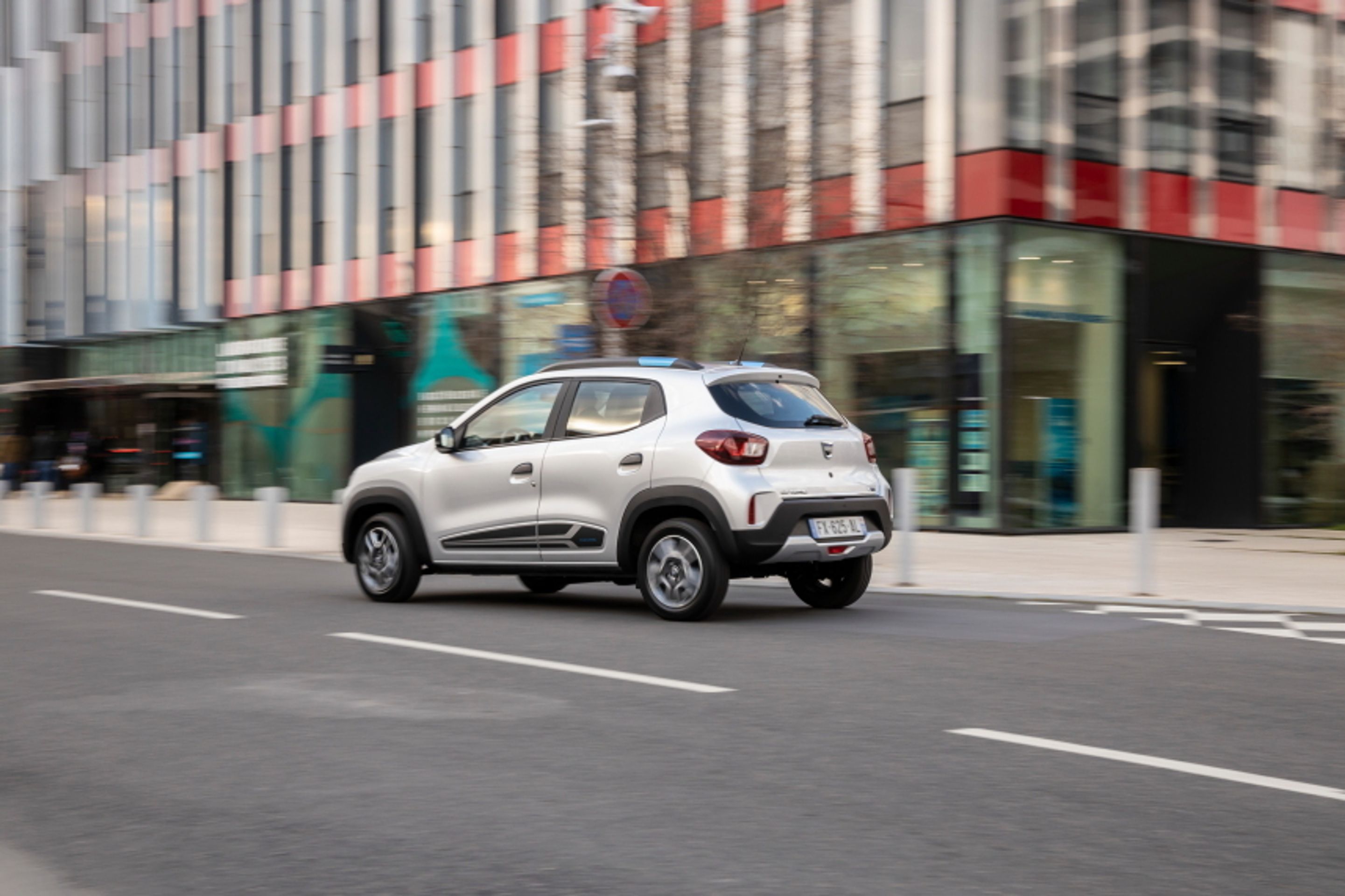 Dacia Spring - 13 - Fotogalerie: Dacia Spring má udělat rozruch mez elektromobily (17/23)